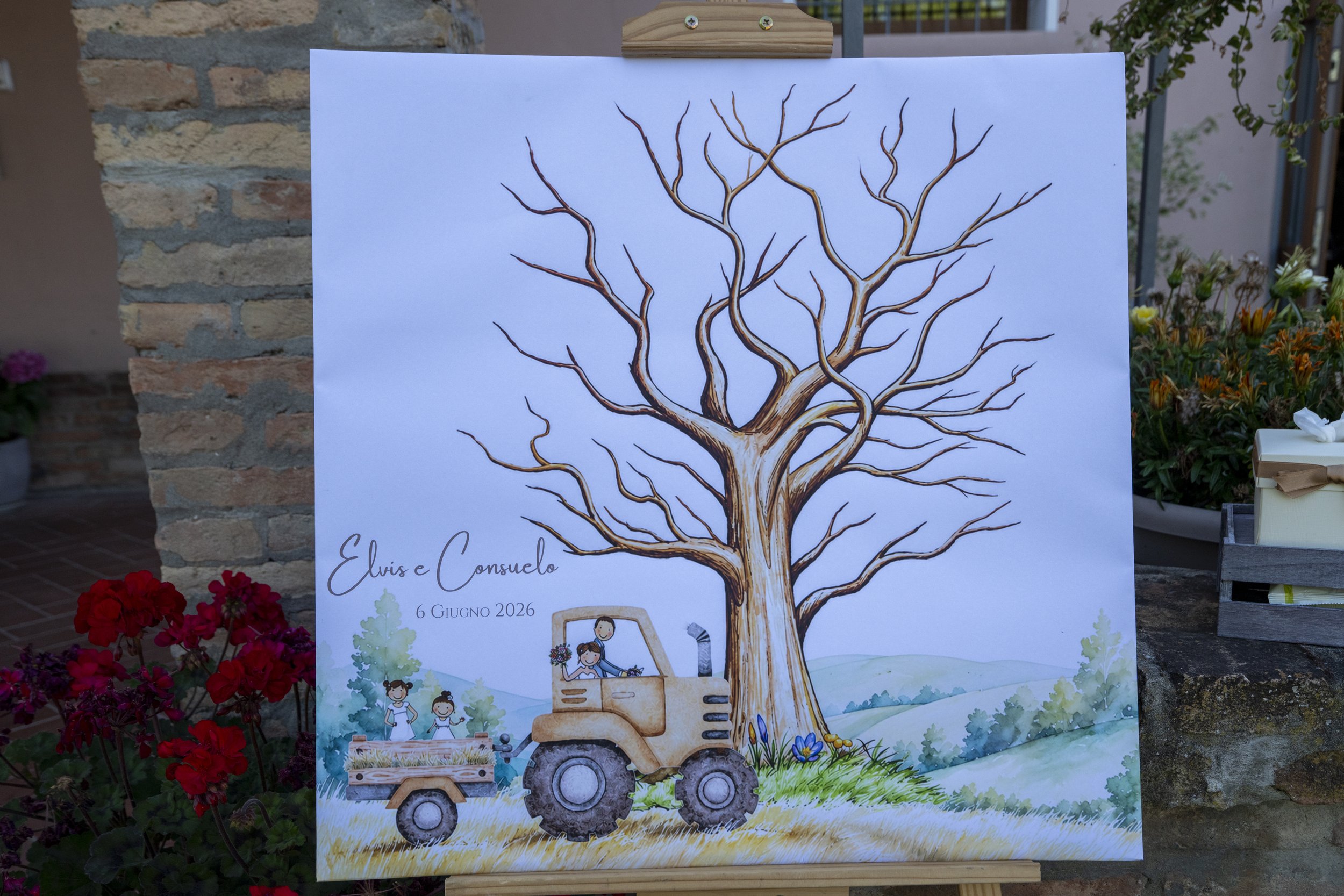 Albero impronte, un quadro personalizzato per gli sposi dove ogni invitato potrà lasciare la propria impronta colorata per lasciare agli sposi un ricordo indelebile dei propri cari. le impronte andranno a formare un bellissimo albero rigoglioso 
