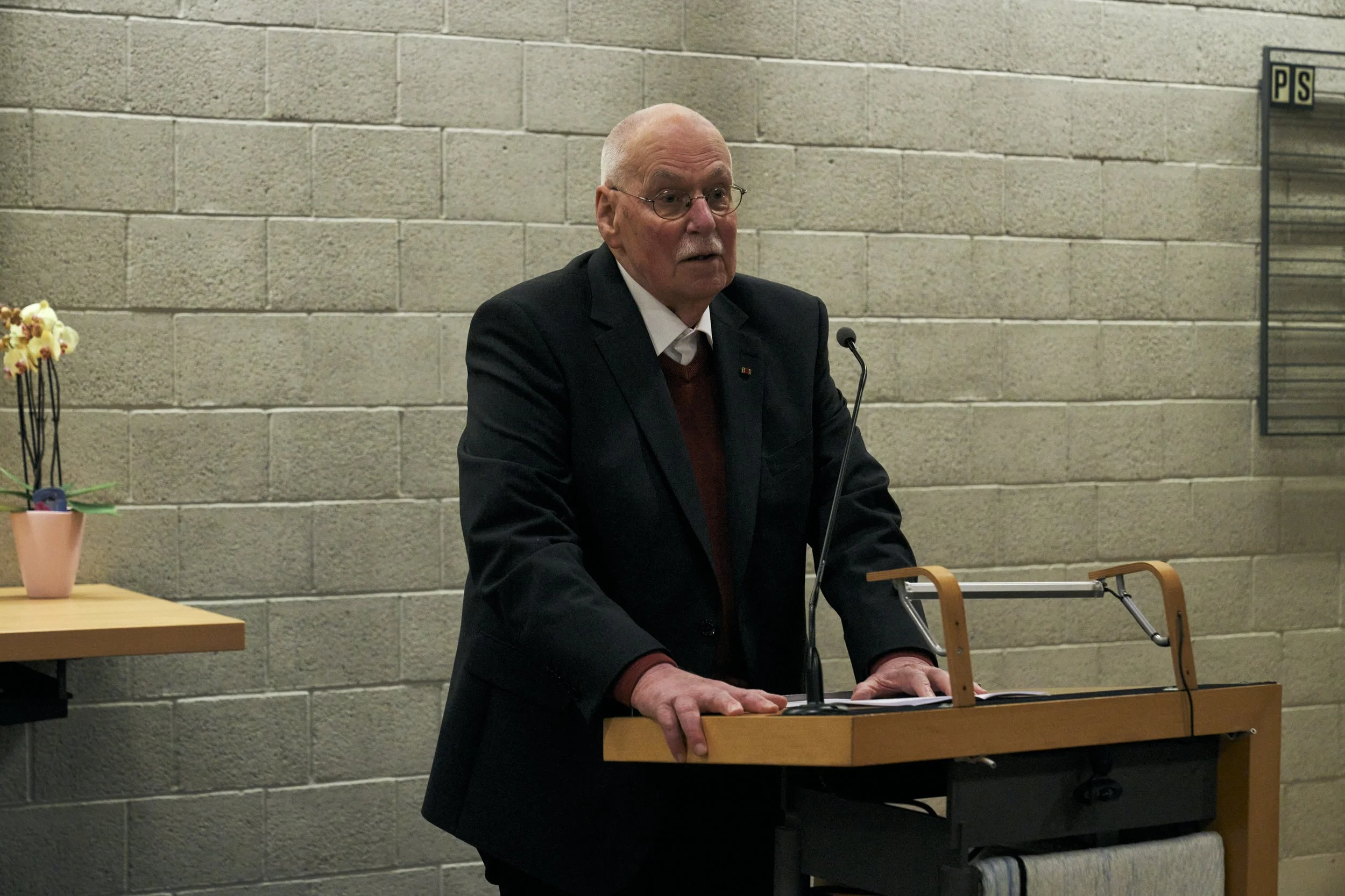 “Wie wird man anständig alt?”