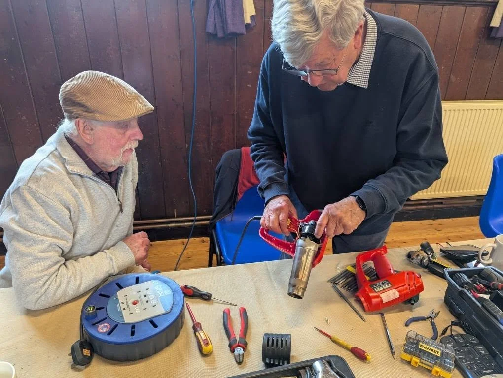 Ray & JC - hot air gun.jpg