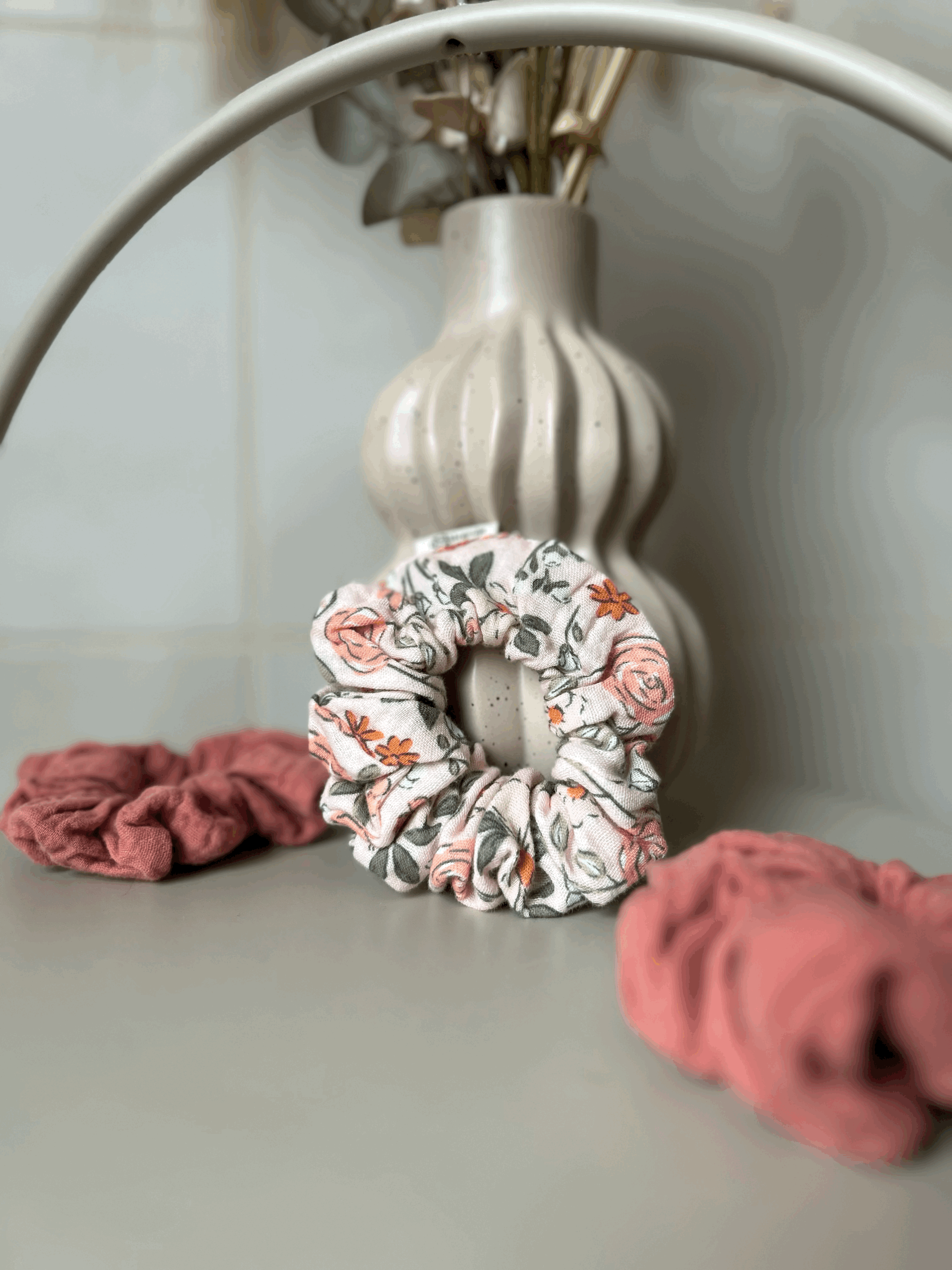 Scrunchie I Peach petal