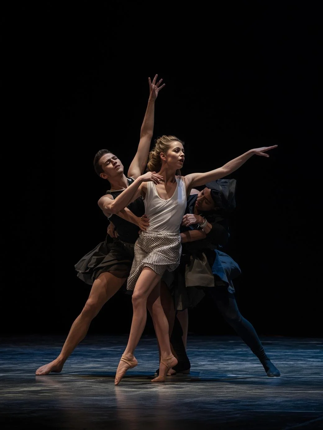 foto van dansvoorstelling (1).jpg