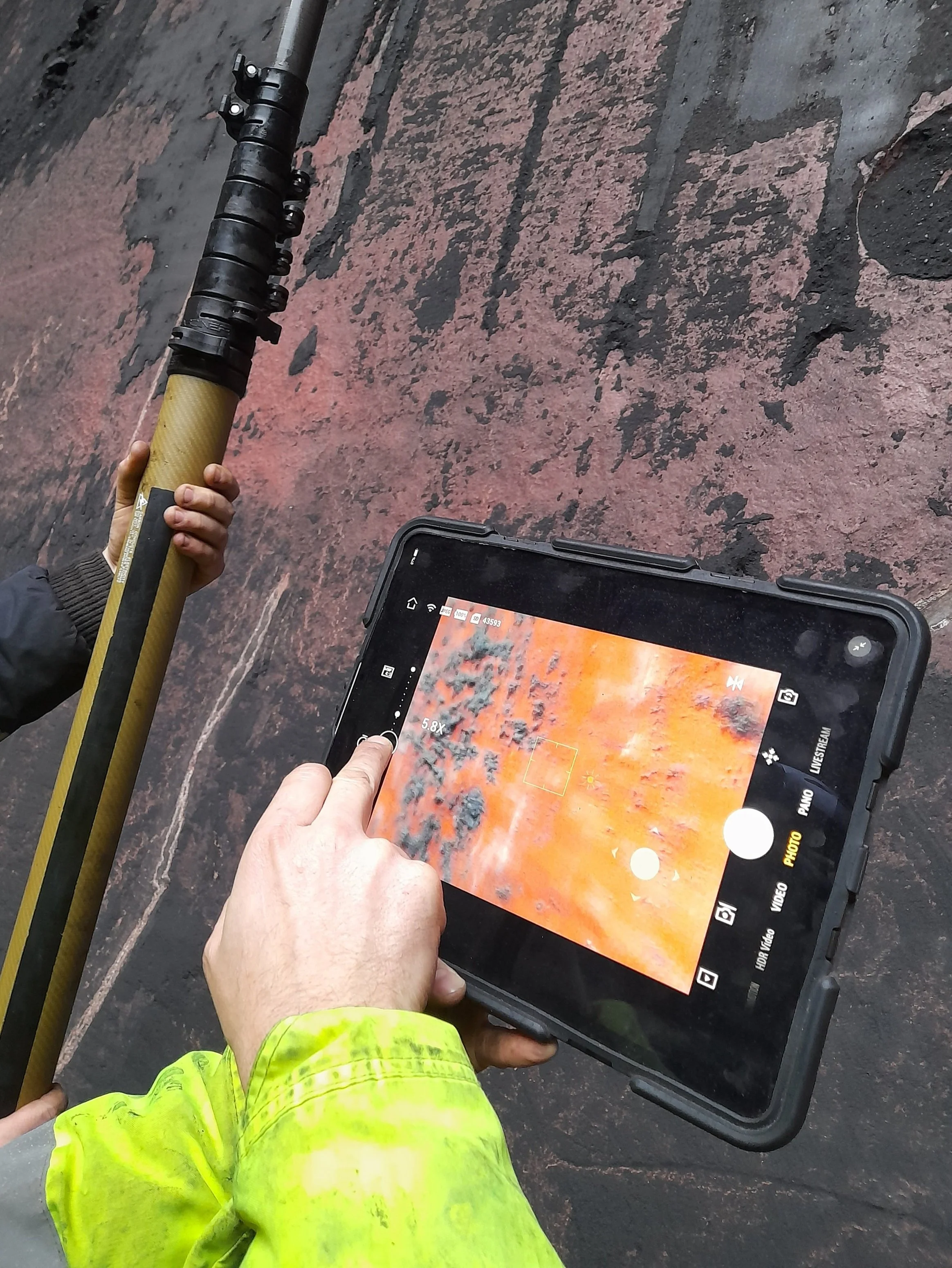 ALTUM telescopic pole with camera module