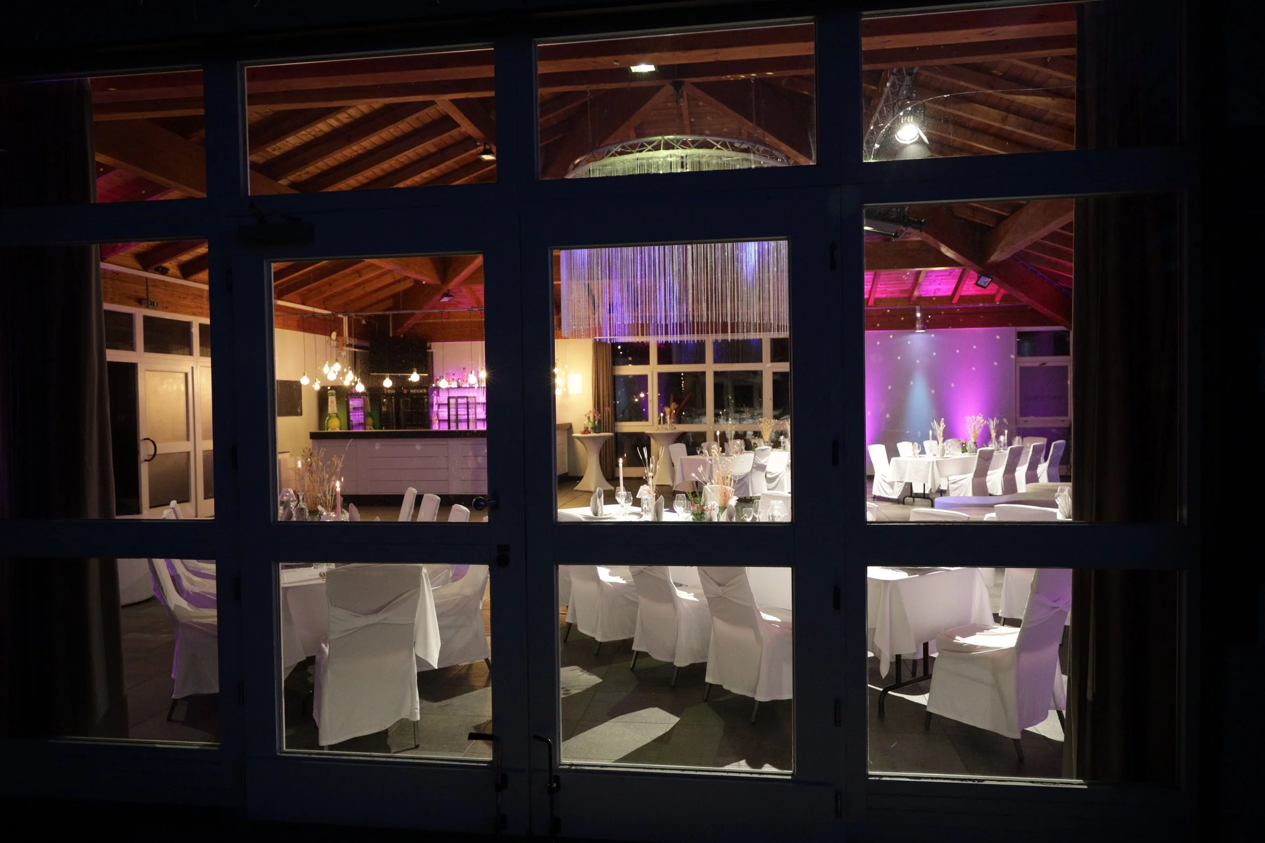 Glasfoyer festlich feier hochzeit außen .jpg