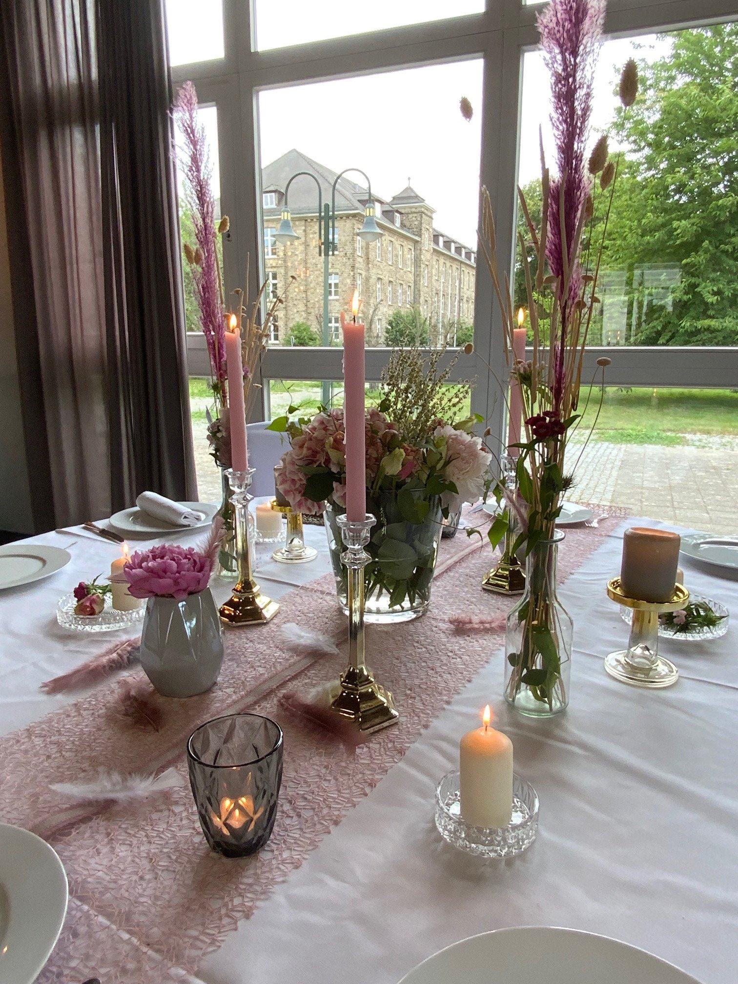 glasfoyer deko festlich feier.jpg