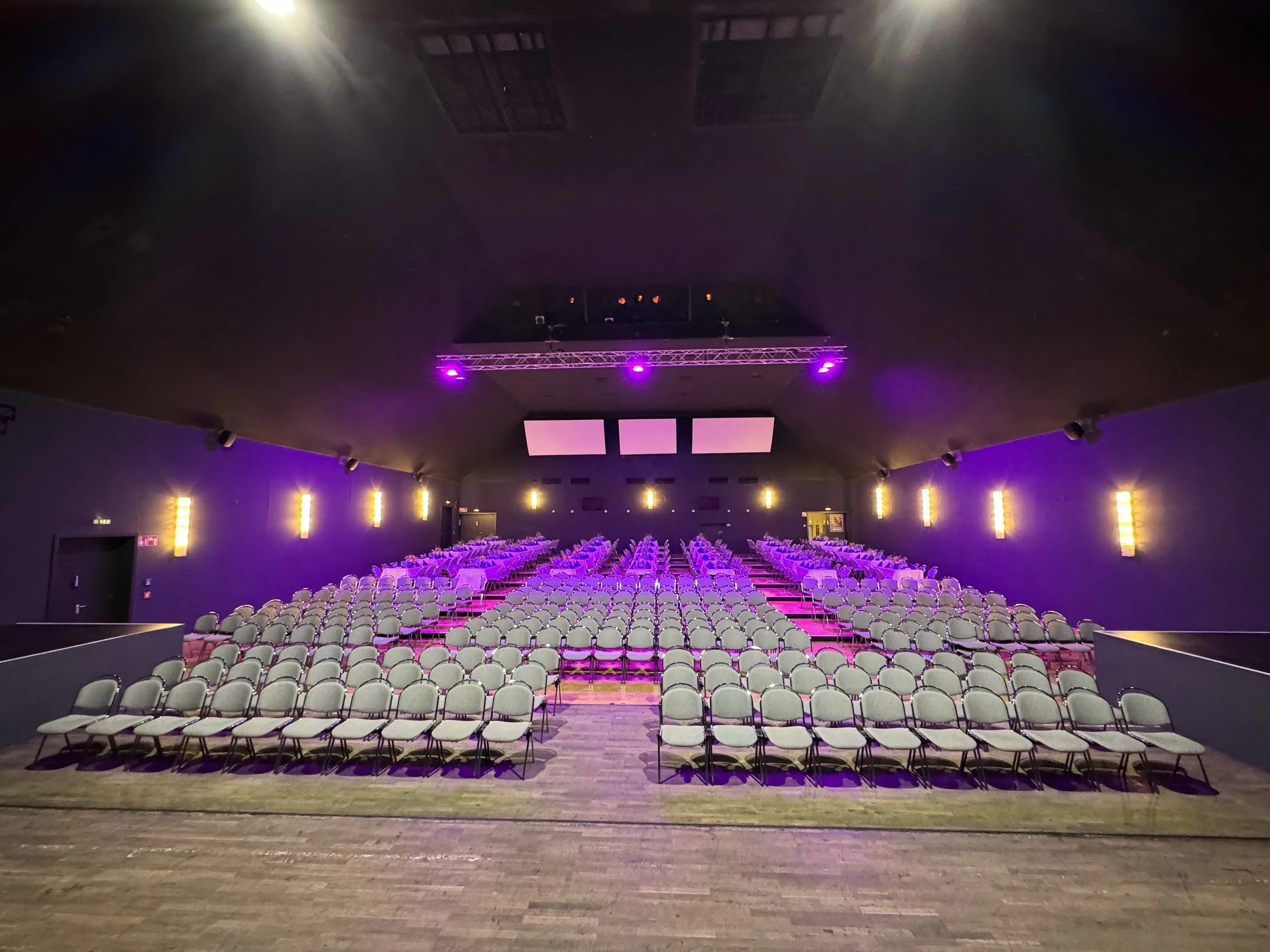 Saal reihe bankett business fest.JPG