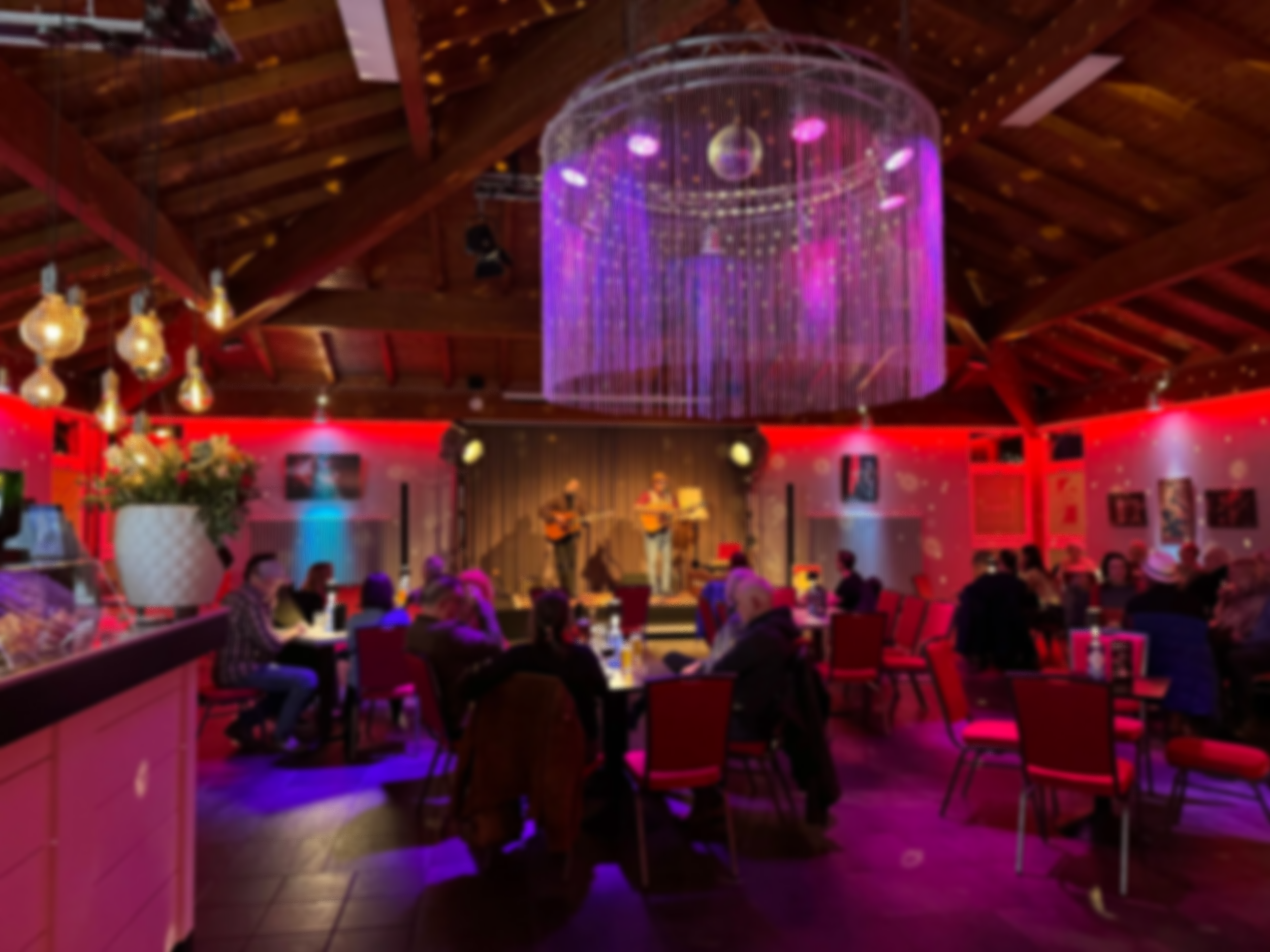 Glasfoyer foyerkonzert bistro live.png
