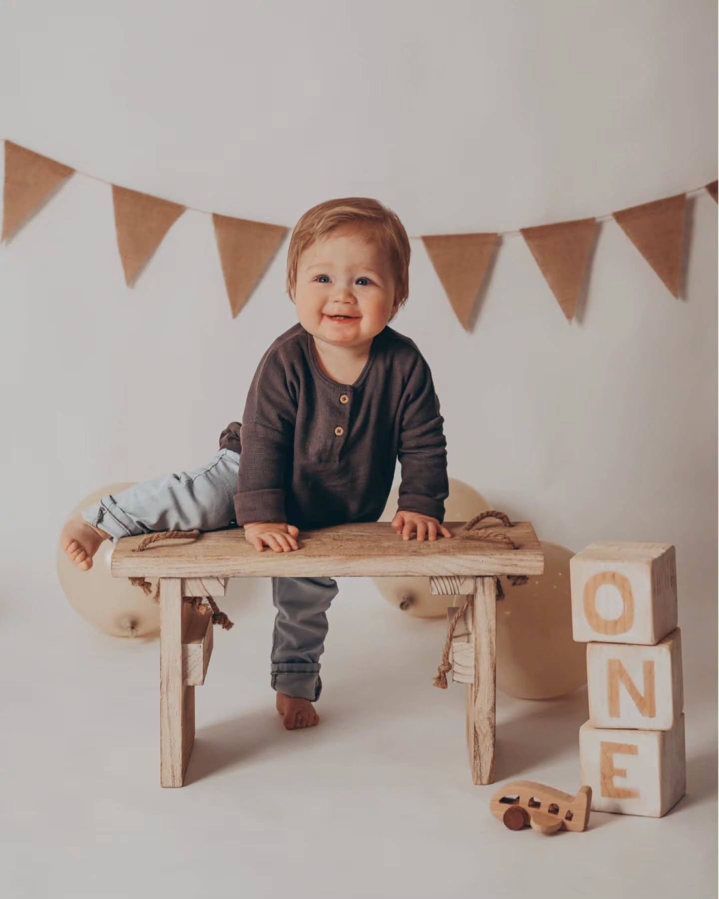 Happy first Birthday, kleiner Sonnenschein ☀️

#firstbirthday #birthdayshooting #fotograf