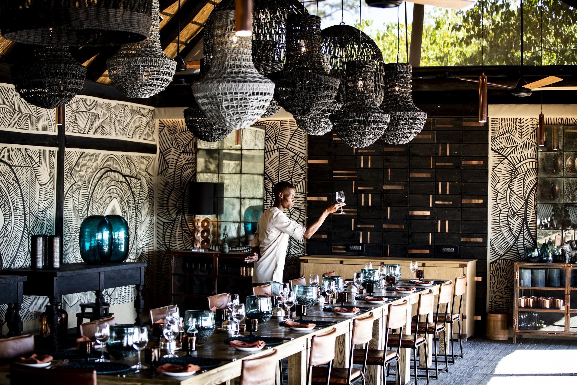 Wildcrest Safari-Ankunft in Linyanti Konzession,Botswana.Luxus Lodge King`s Pool, exklusive Safari.