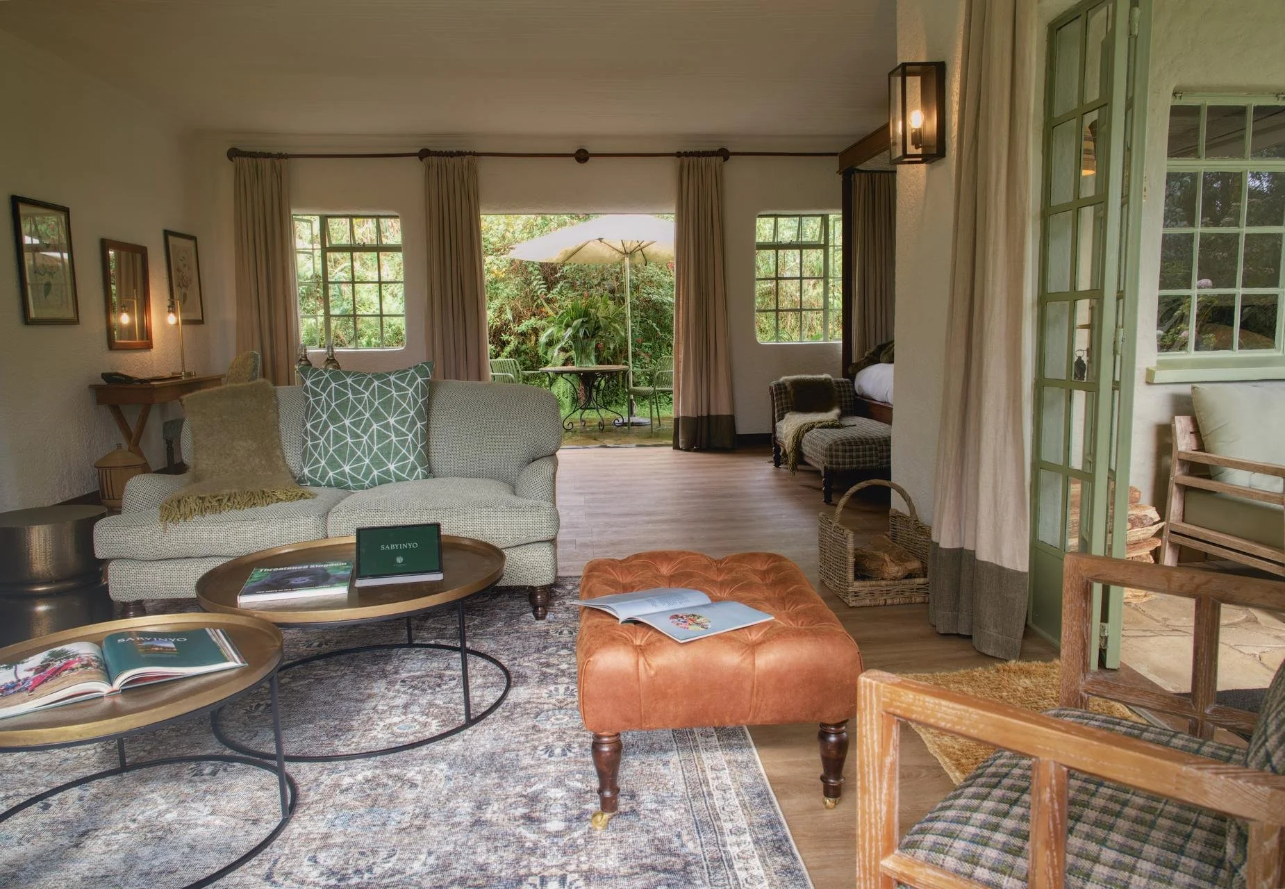 Suite 04.jpg
