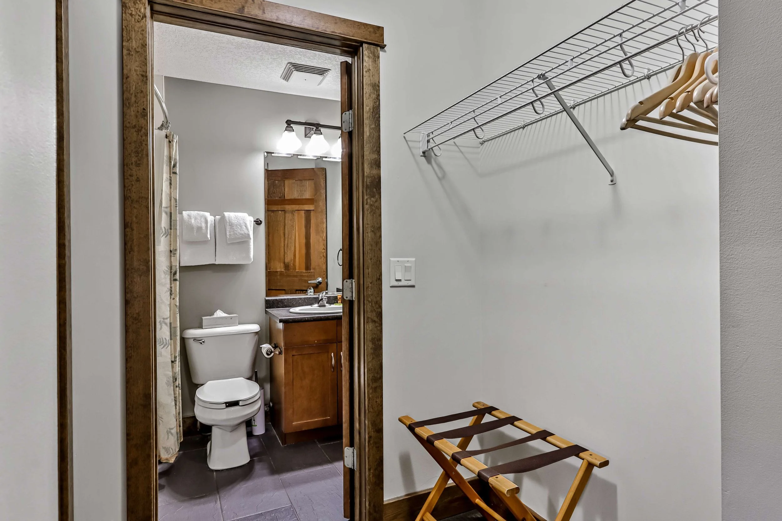 Twin Bedroom Ensuite