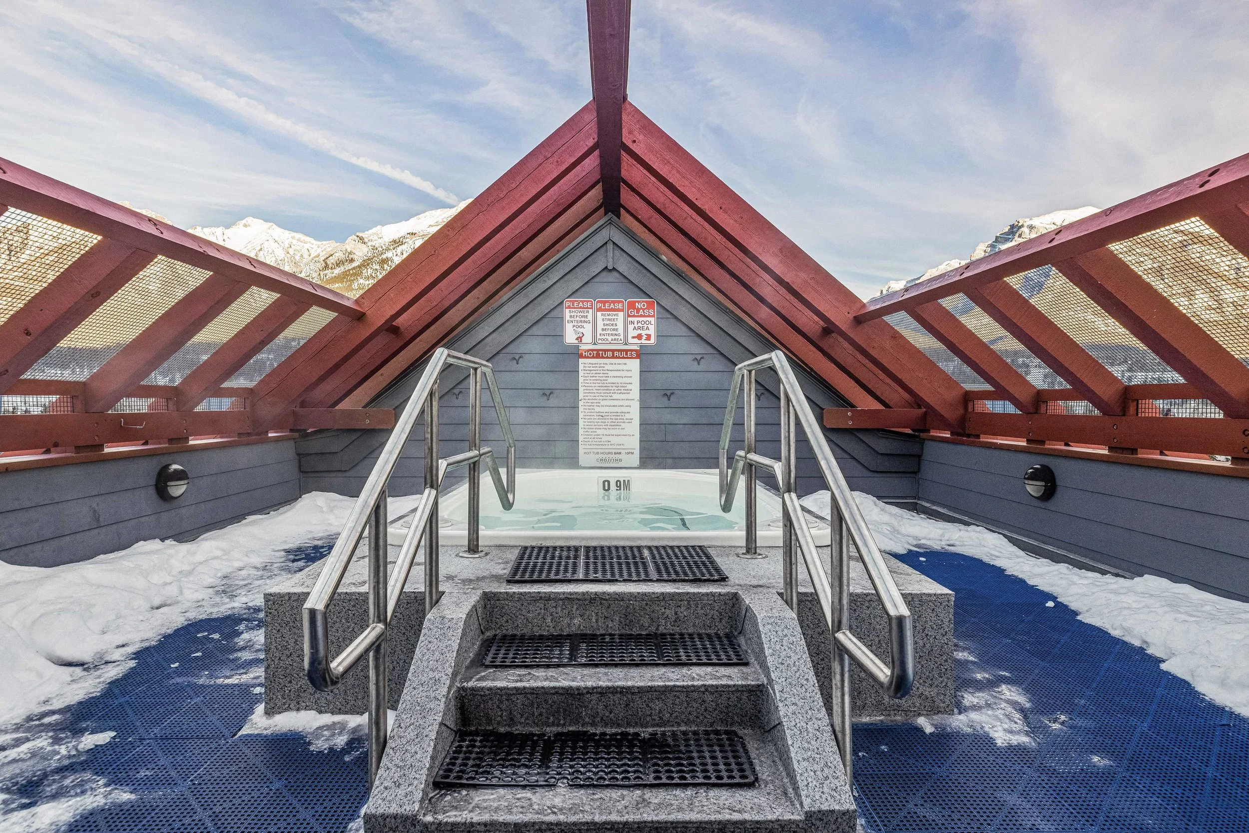 Rooftop hot tub