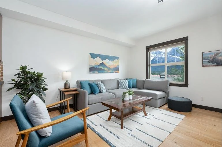 Spacious Living Room