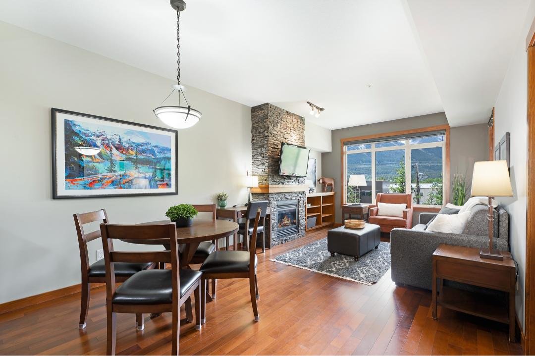 Dining &amp; Living Room