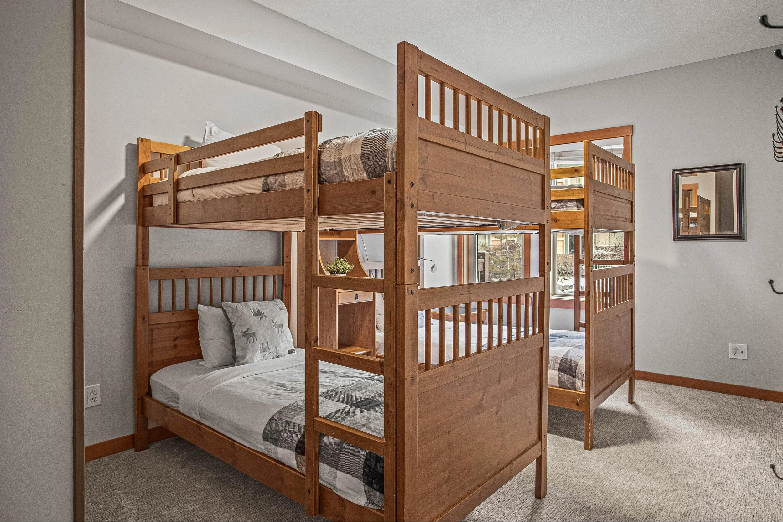 Bunkbed Room