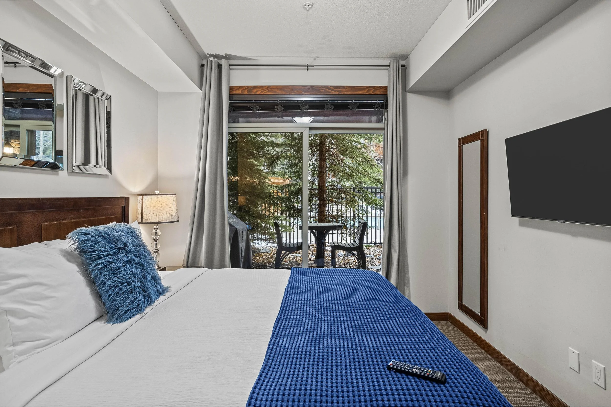 Master Bedroom (Copy)