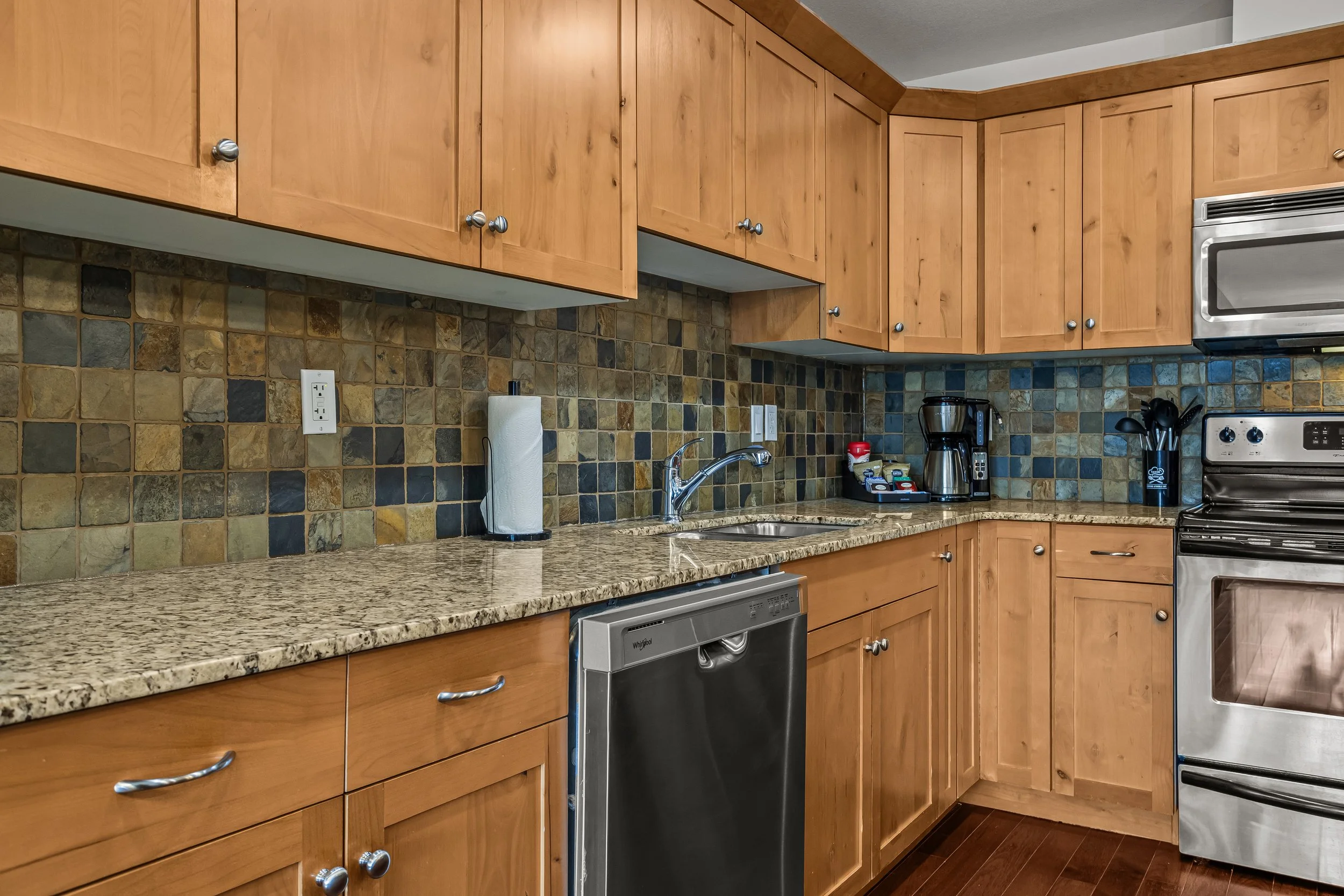 Fully equipped kitchen