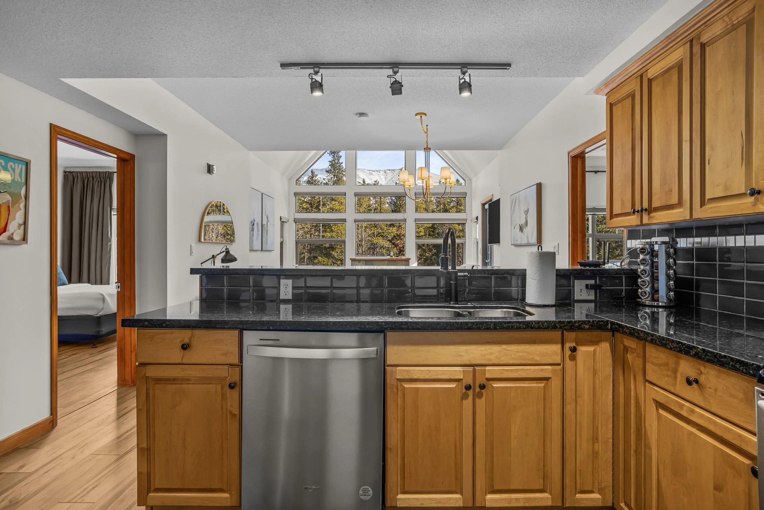 Well Appointed Kitchen 