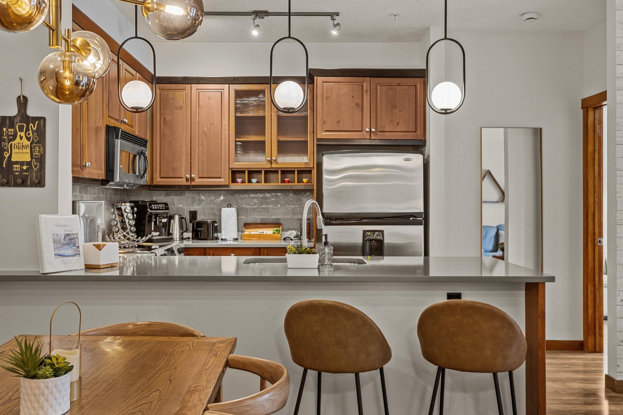 kitchen &amp; Dining Area