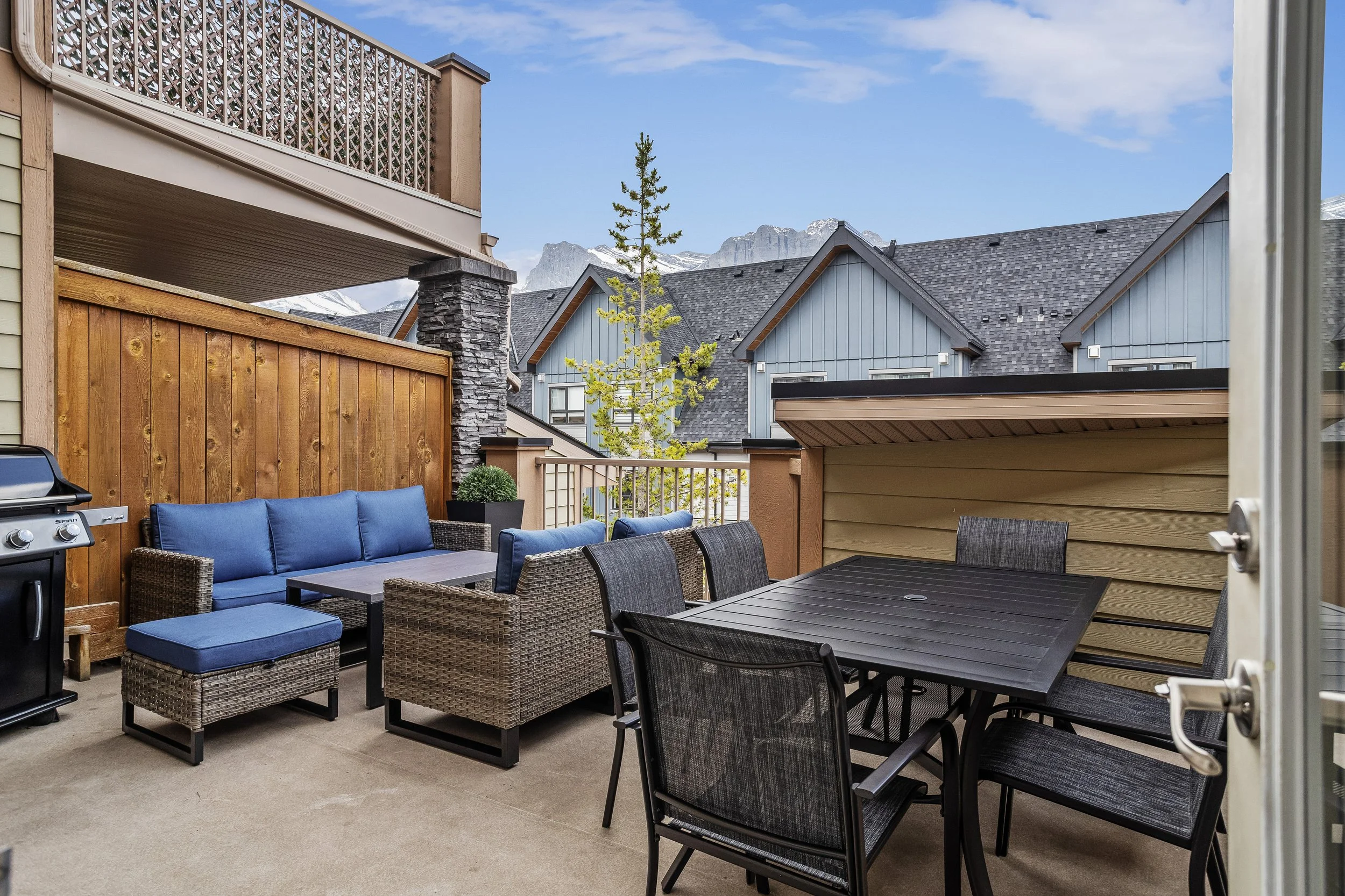Enjoy this huge patio with your family and friends.