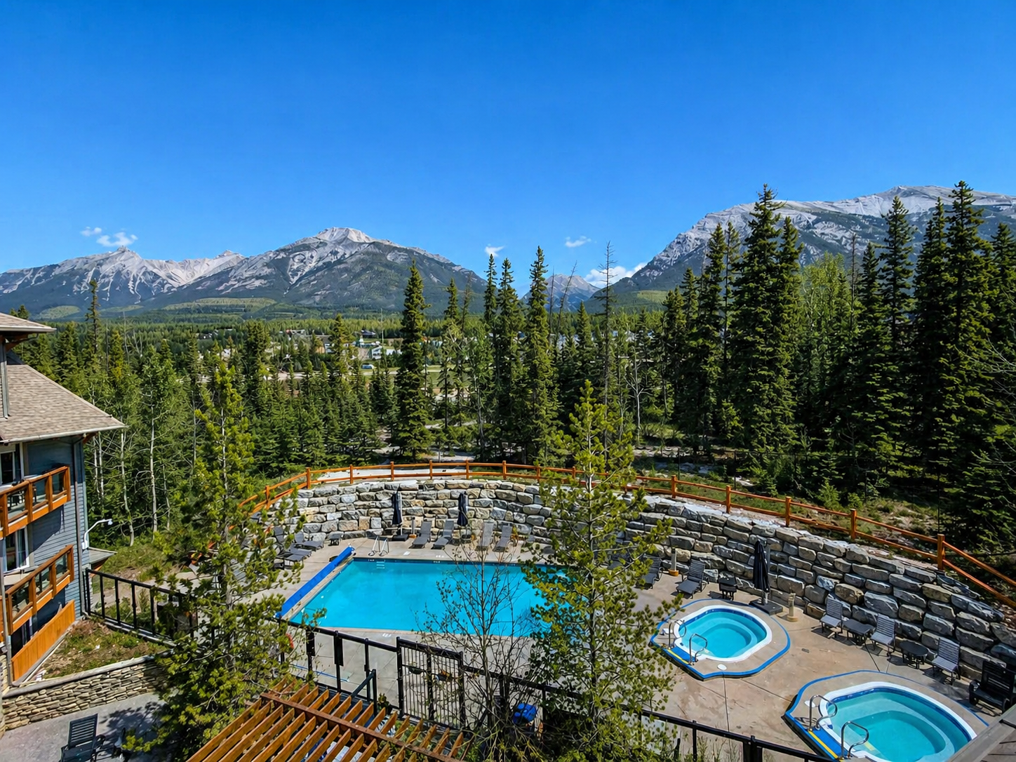 Pool and Hot Tubs
