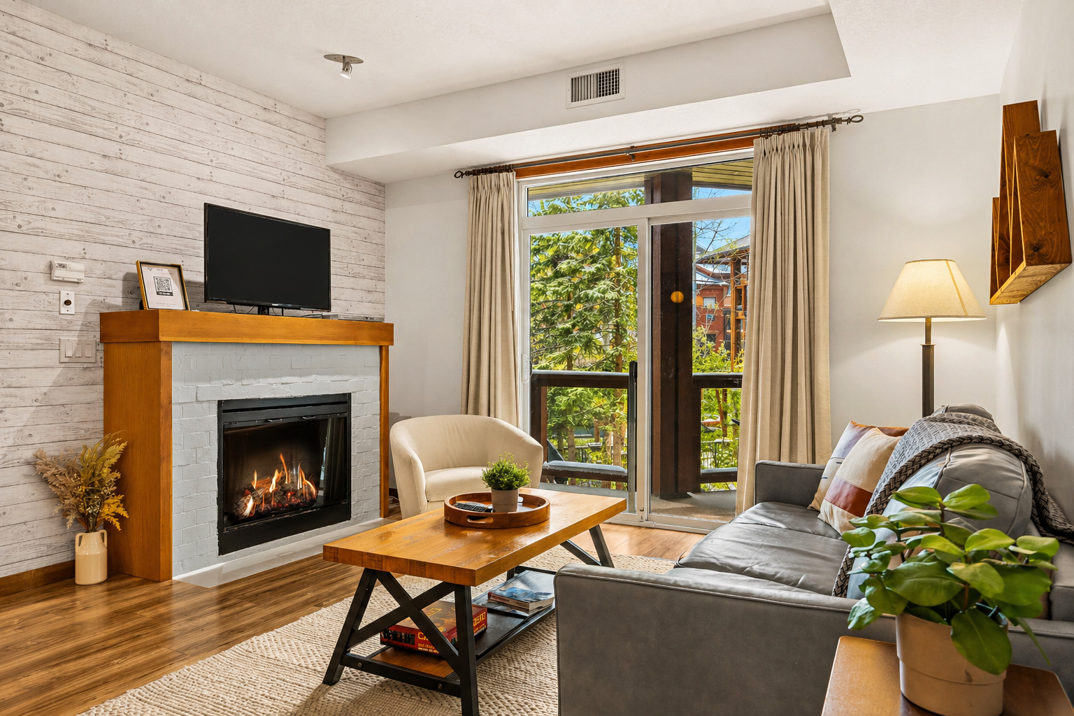 Cozy Living Room 