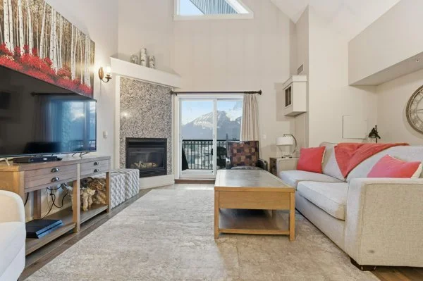 Cozy Living Room 