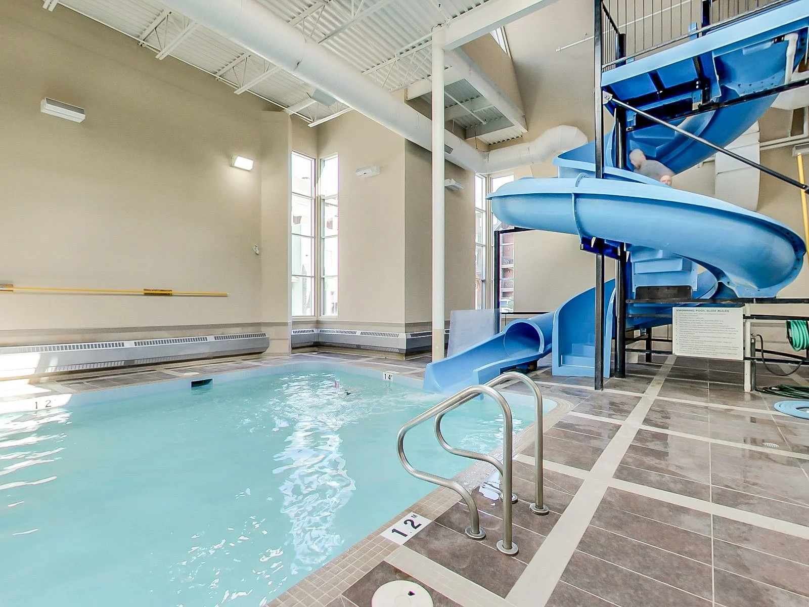 Indoor Pool &amp; Waterslide
