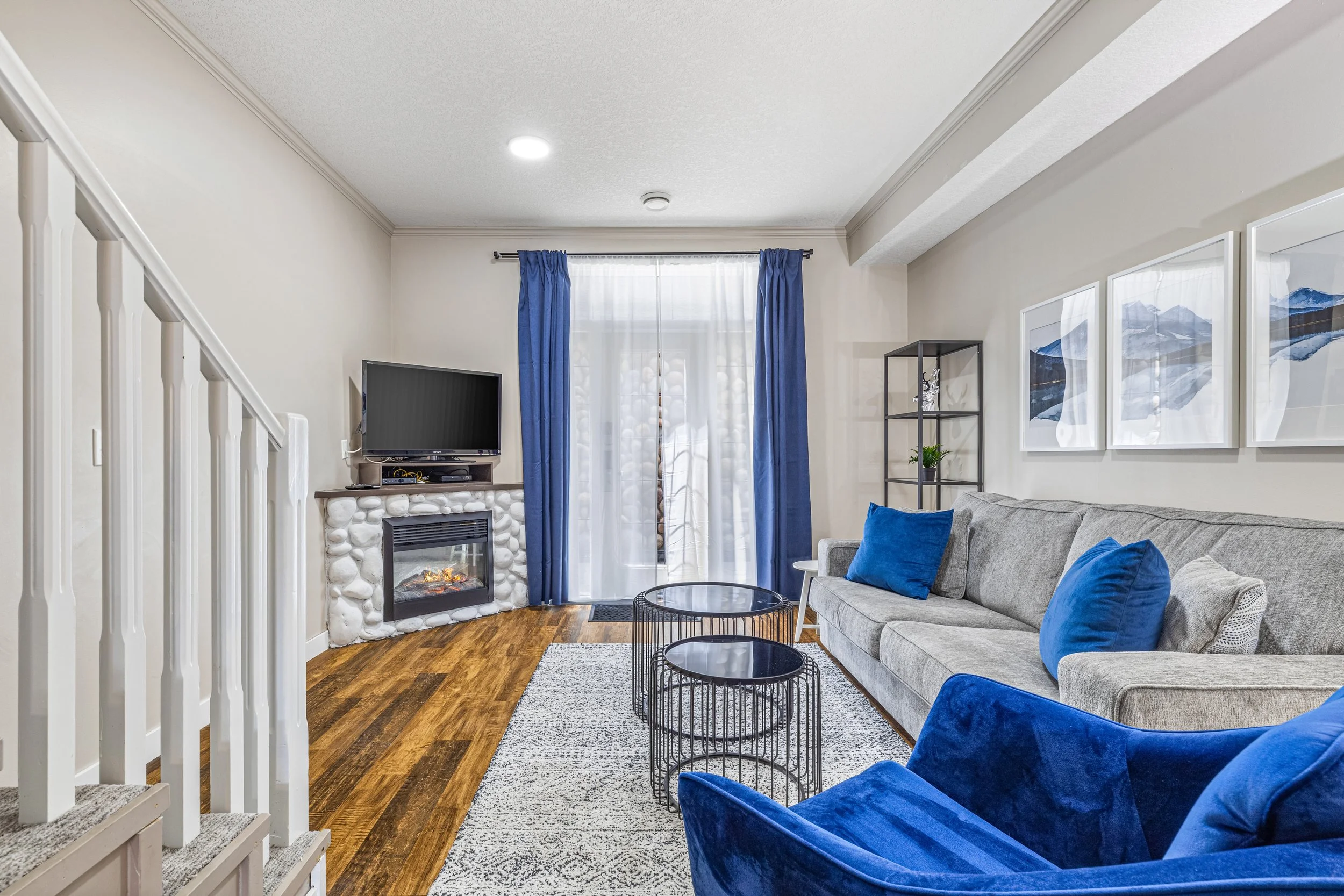 Relaxing Chalet | Heated Pool &amp; Hot Tub | Pet Friendly