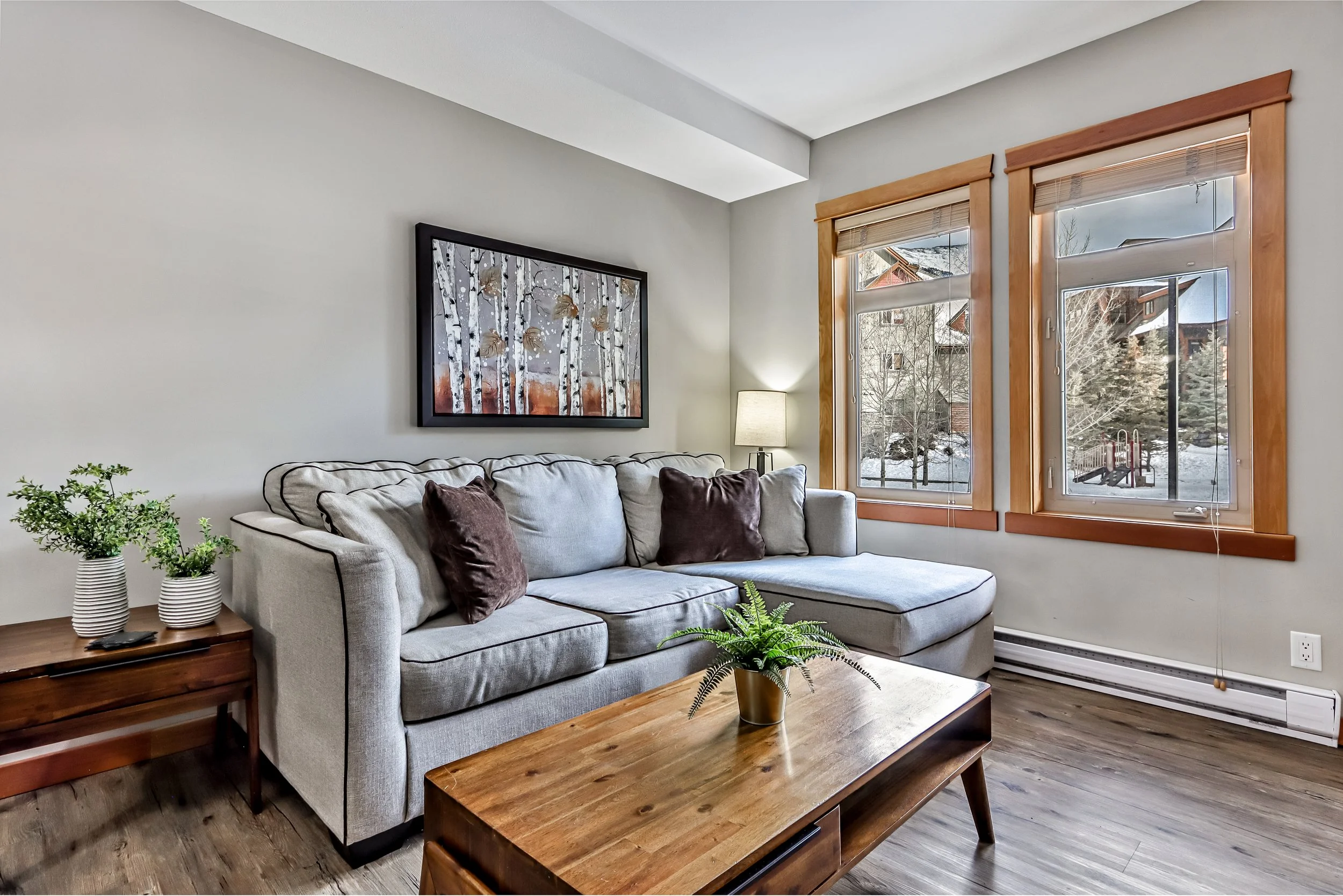 Desirable Mountain Condo | Heated Parking | Pool &amp; Hot tub