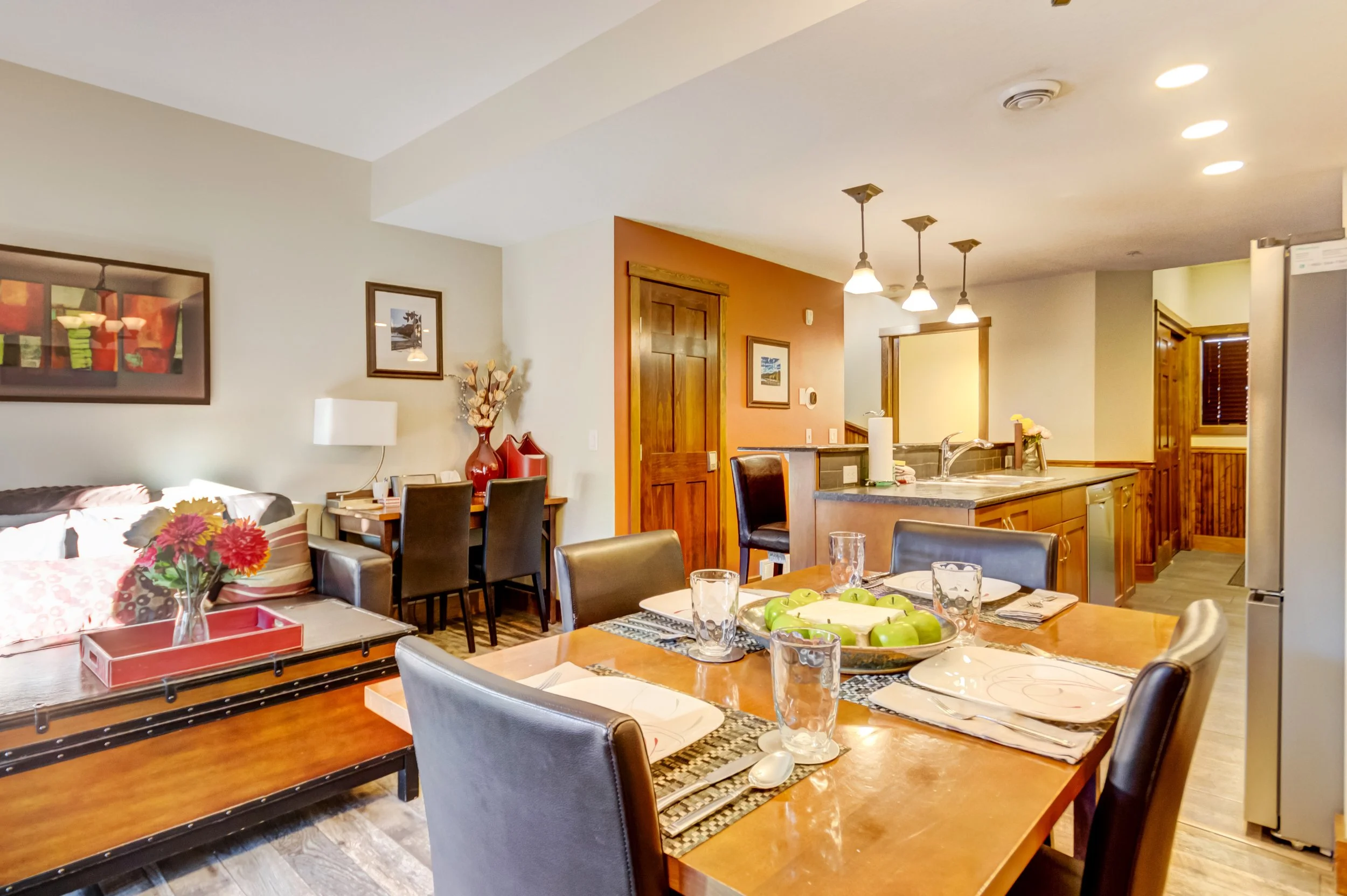 Warm Mountain Retreat | 2 Bedroom Apartment