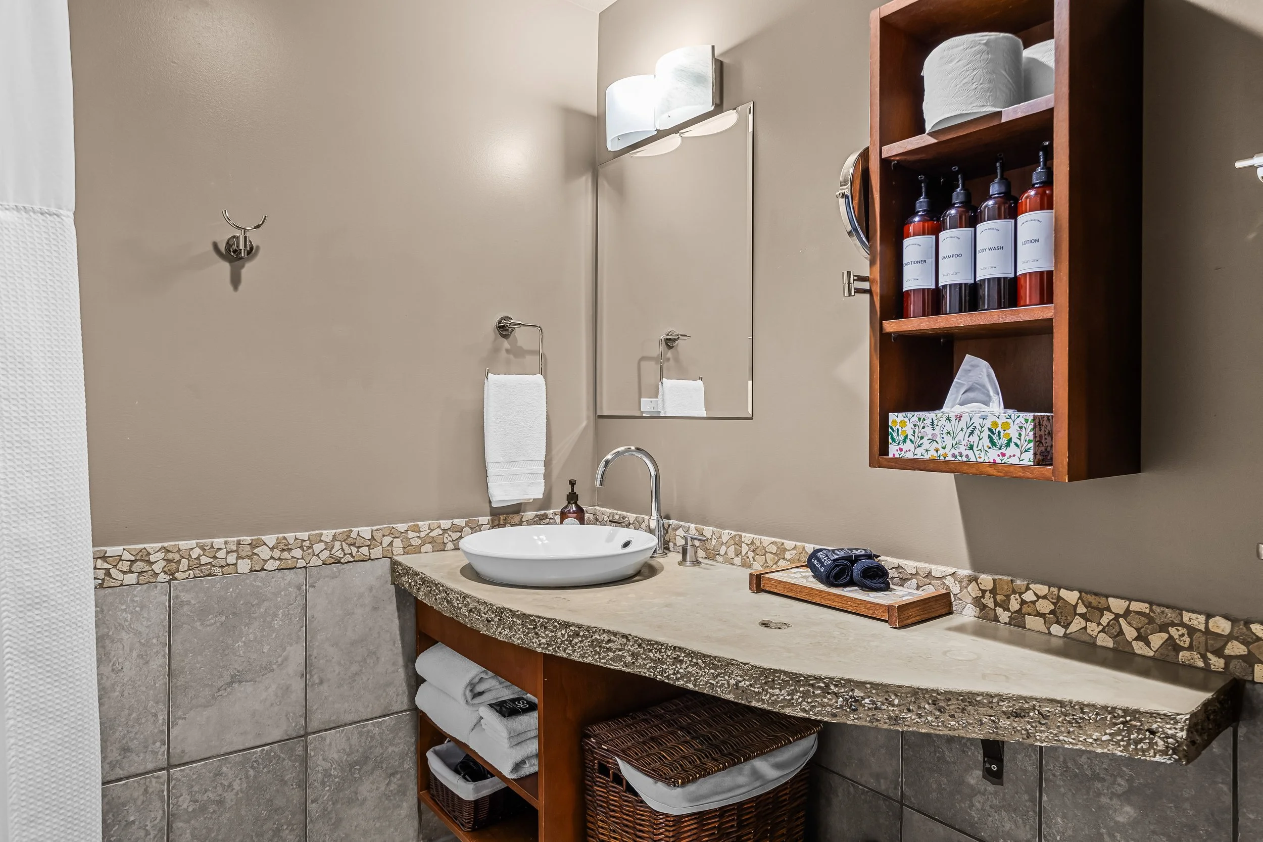 Second Bathroom | Ensuite 