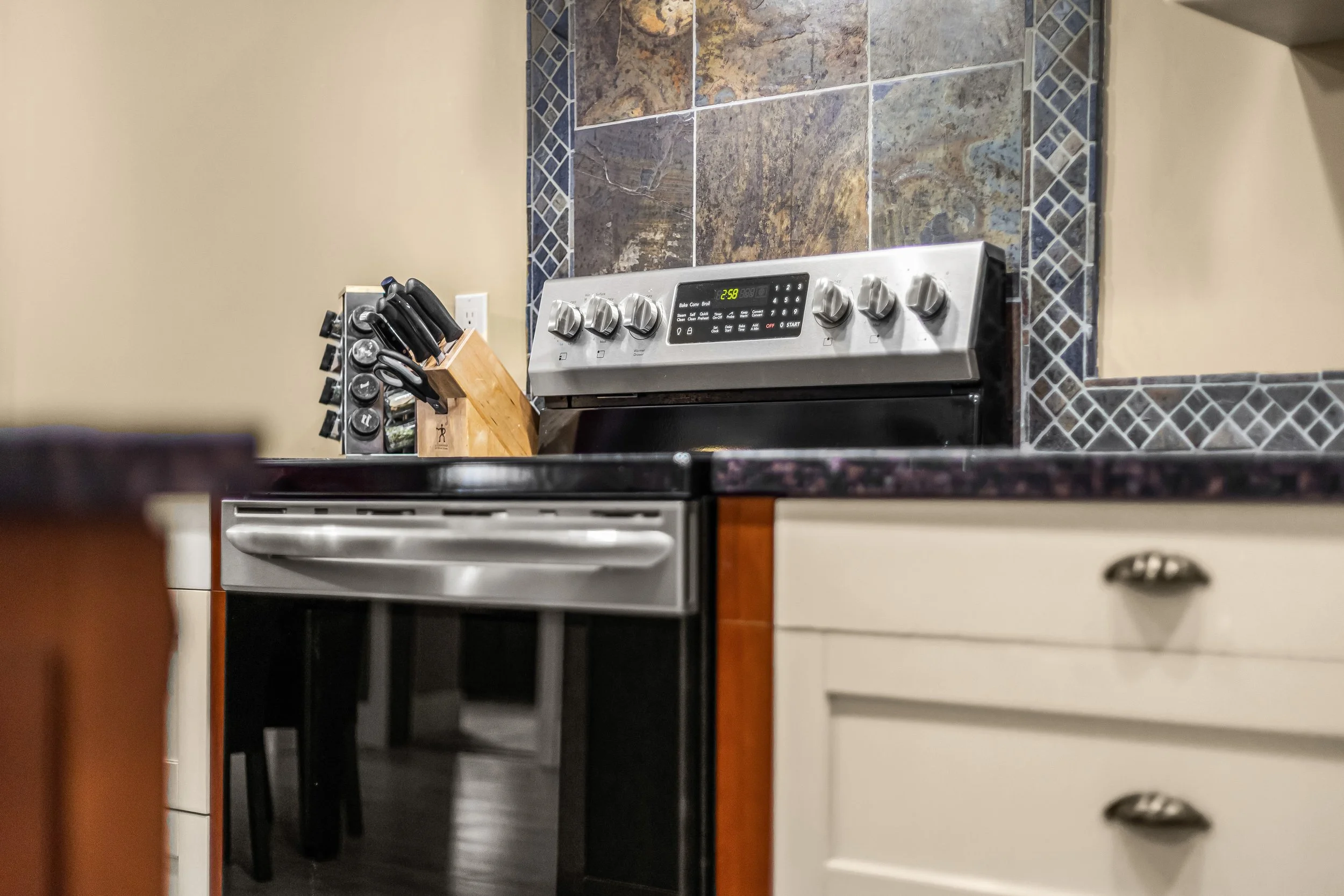 Fully Equiped Kitchen 