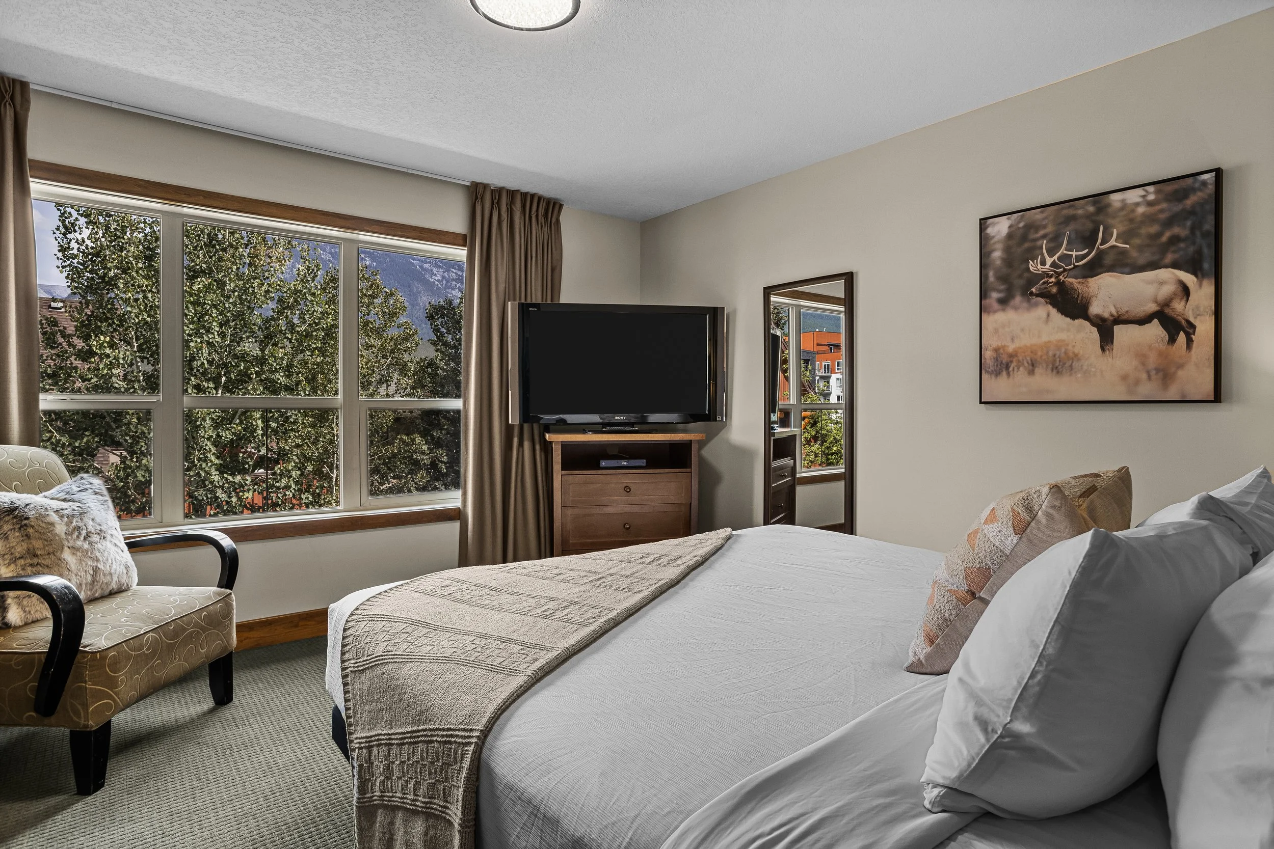 King Bedroom 