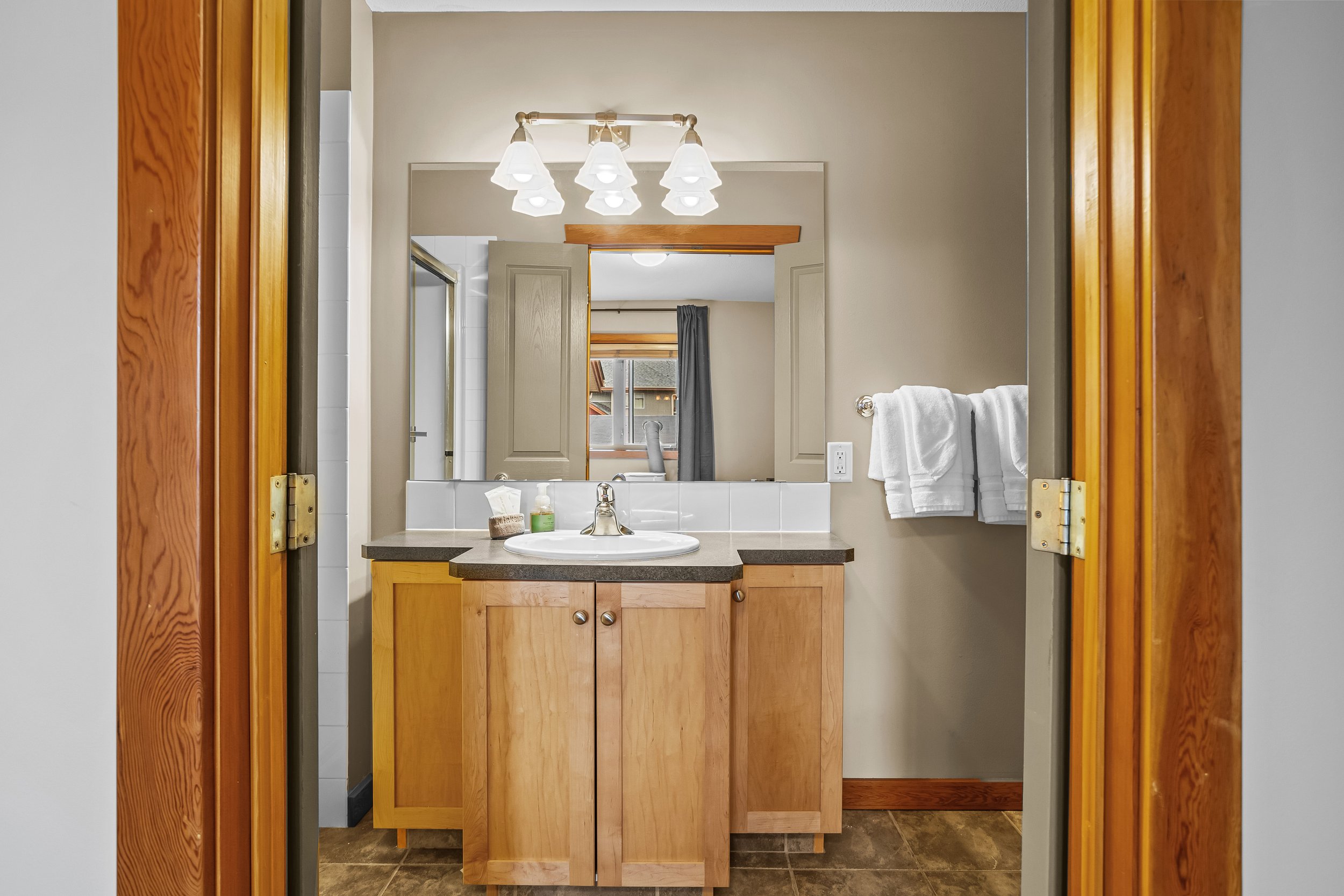 Full Bathroom - Ensuite