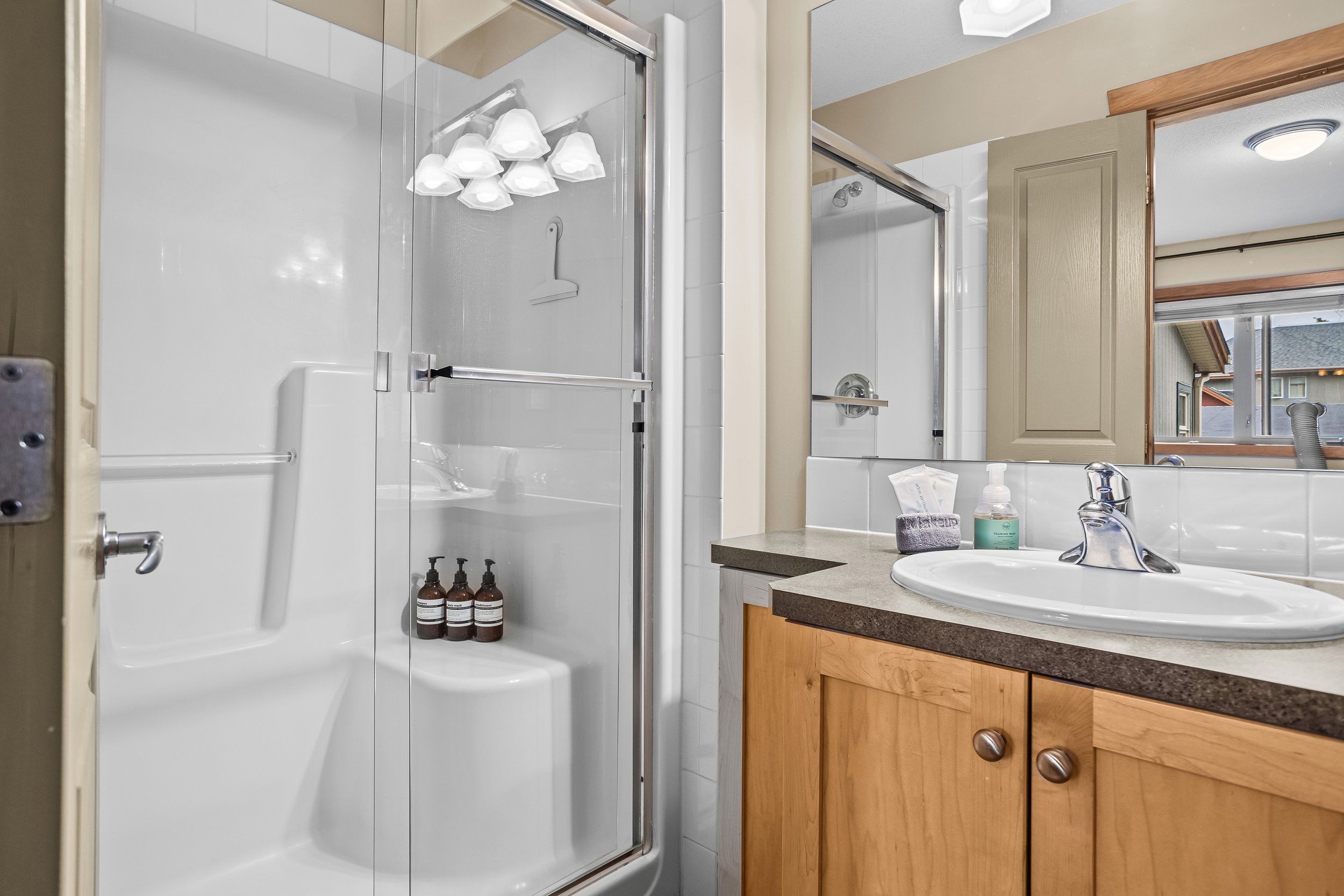 Full Bathroom - Ensuite