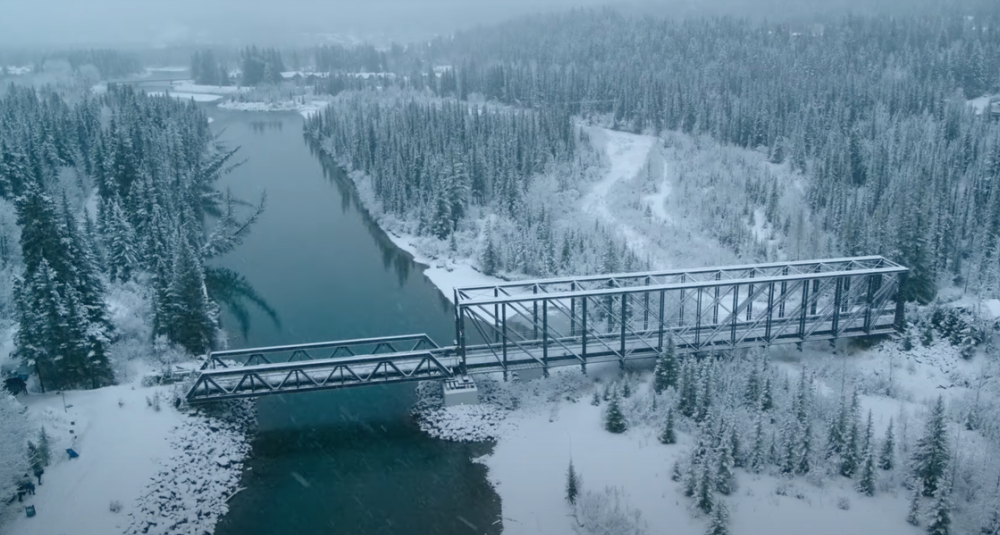 last-of-us-Canmore-engine-bridge.png