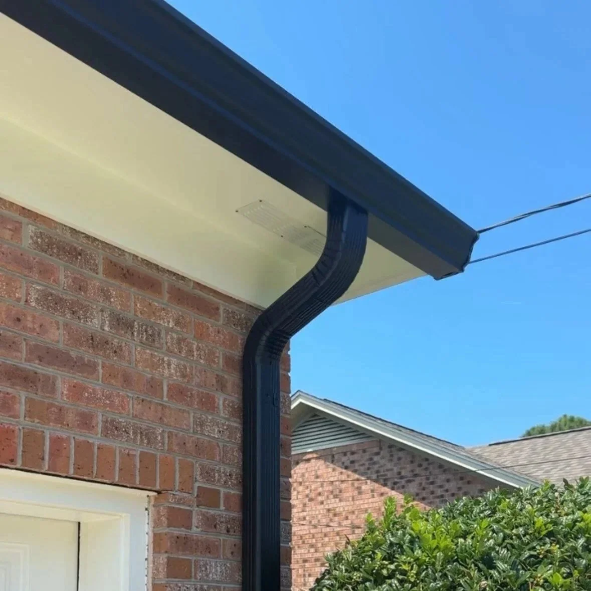 Seamless Black Gutters Wilmington