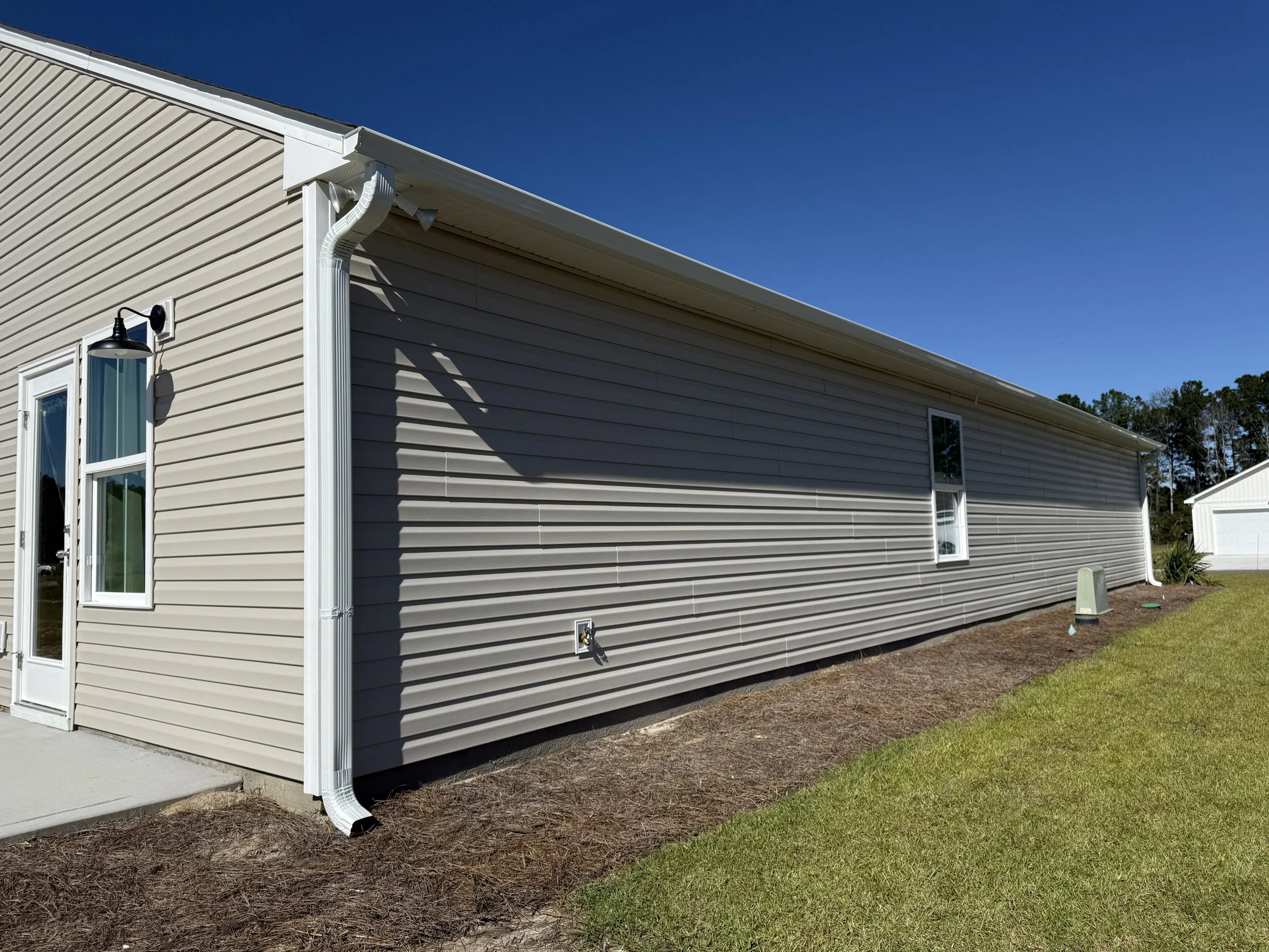 Seamless Gutters Jacksonville, NC