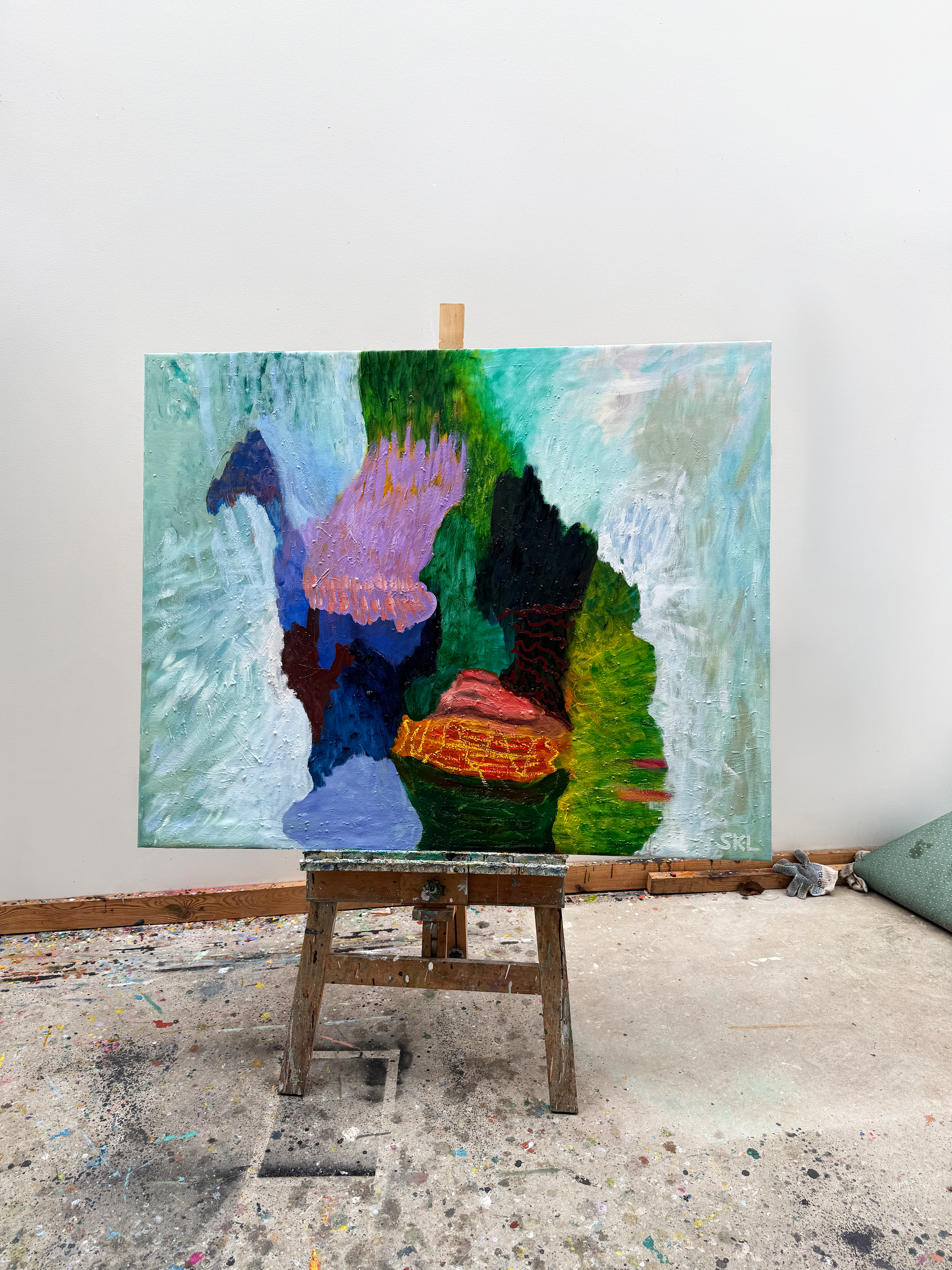 IN TIMES OF TROUBLE, KEEP SMILING 
150x120cm 