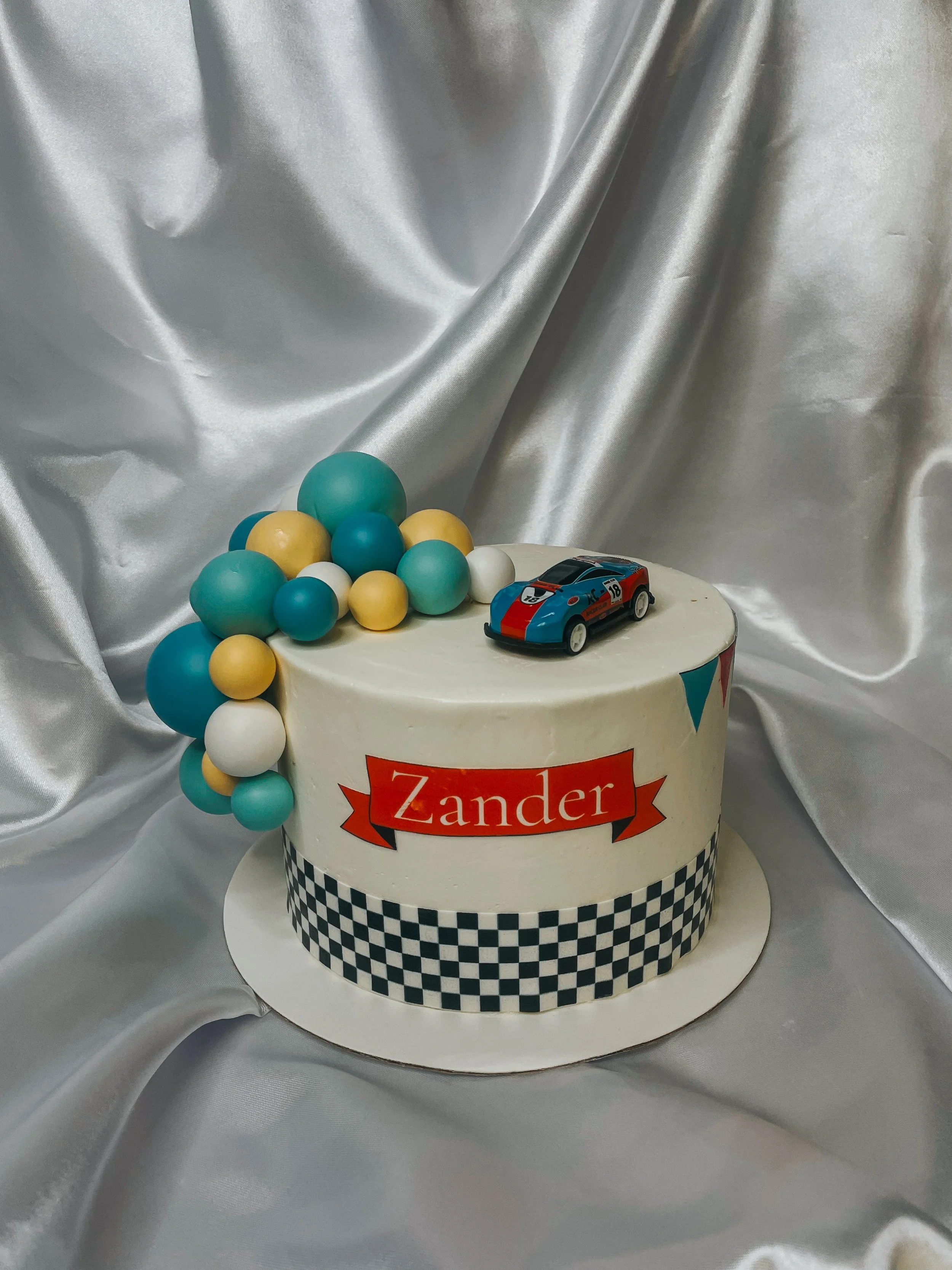 zander cake.JPG