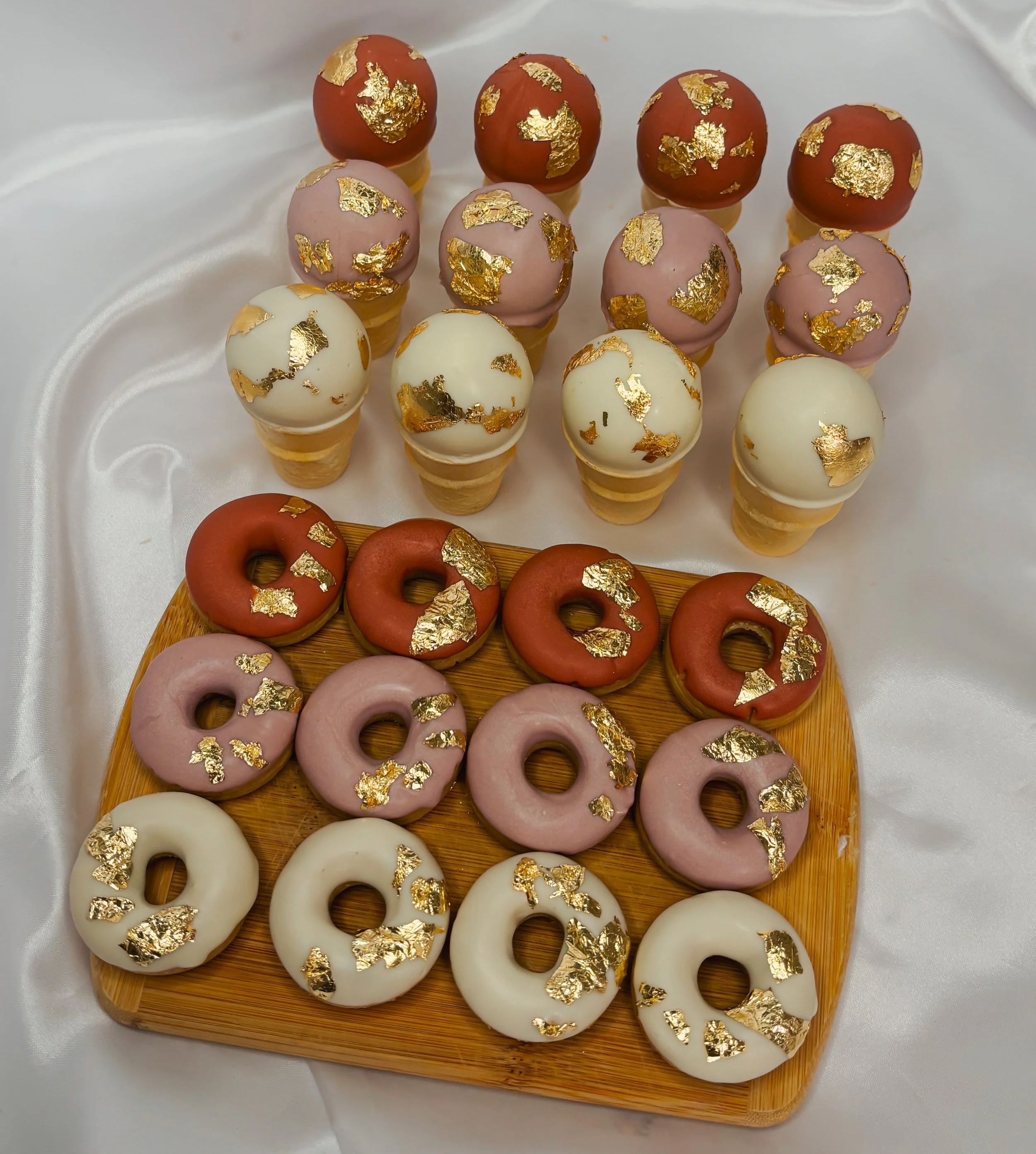 gold party package.png