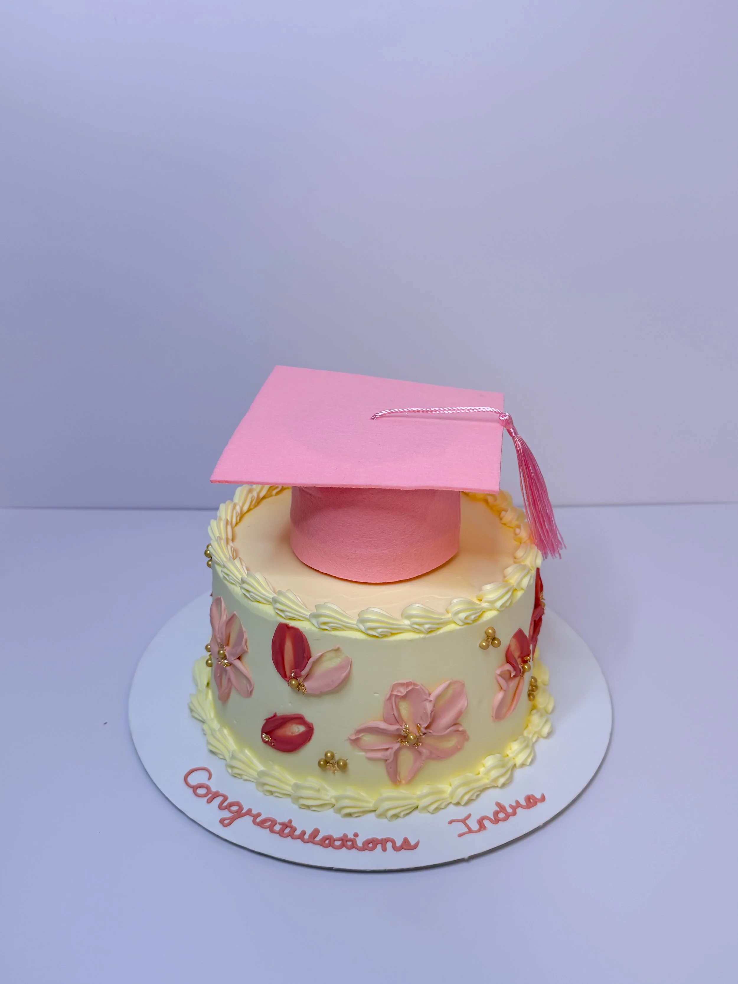 grad cake.JPG