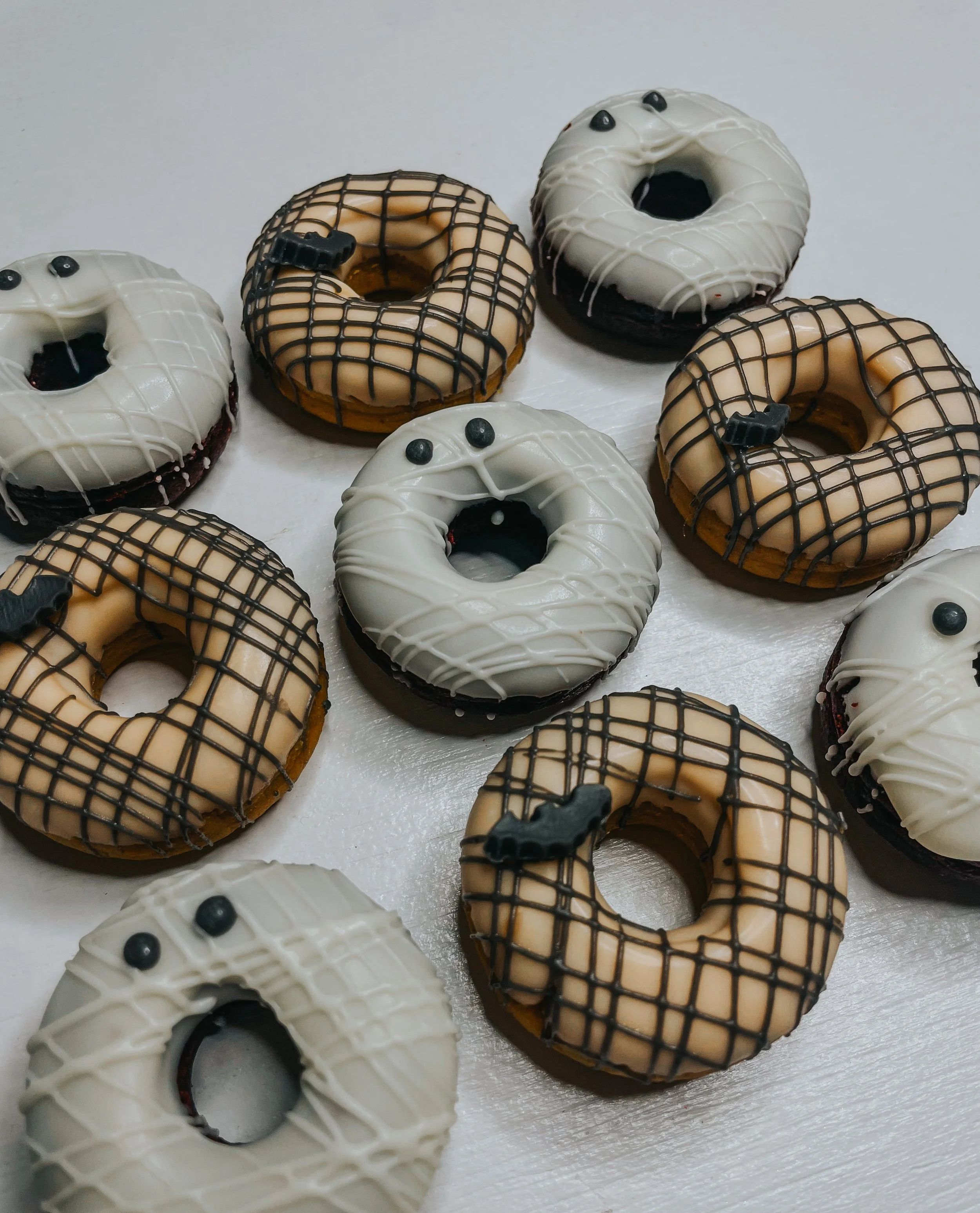 halloween donut.png