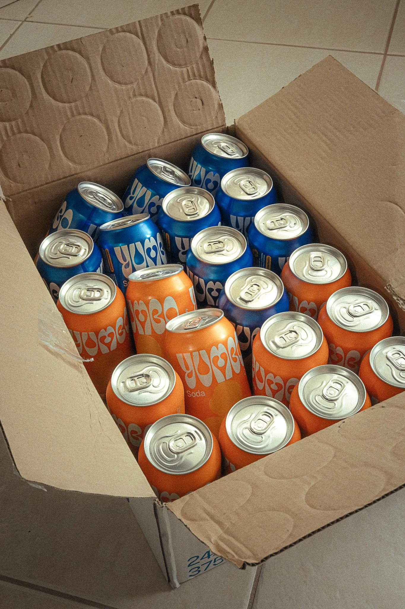 Yumbo soda can product photography - flash photography