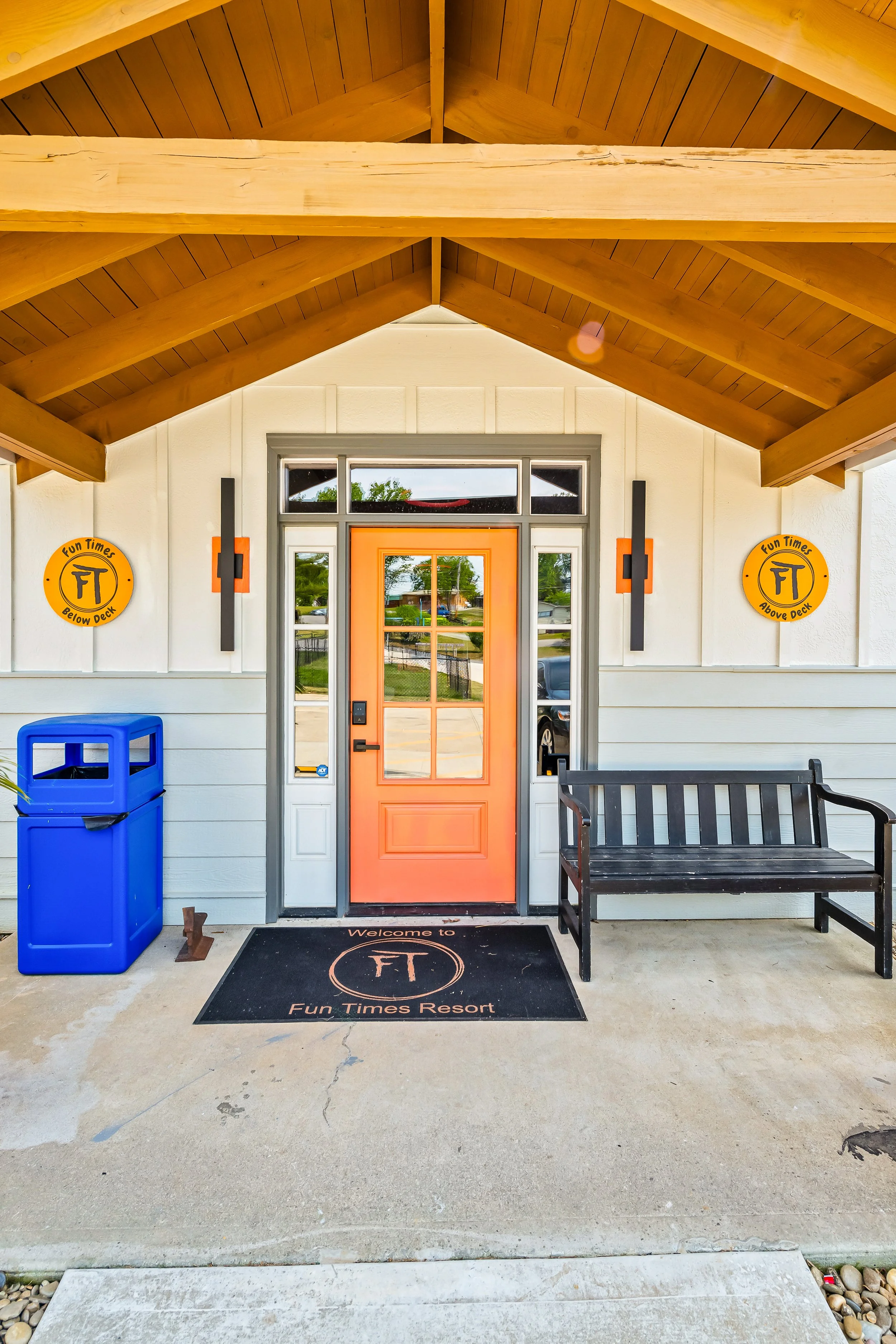 197-Entry Door.jpg