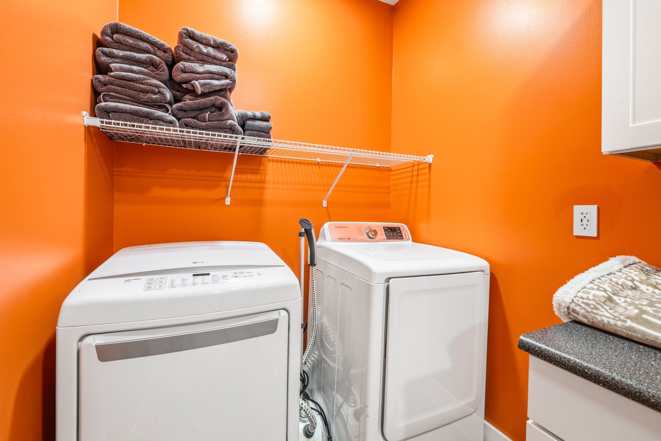 109-Laundry Area.jpg