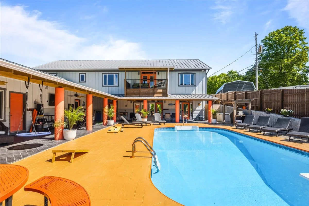 126-Pool.jpg