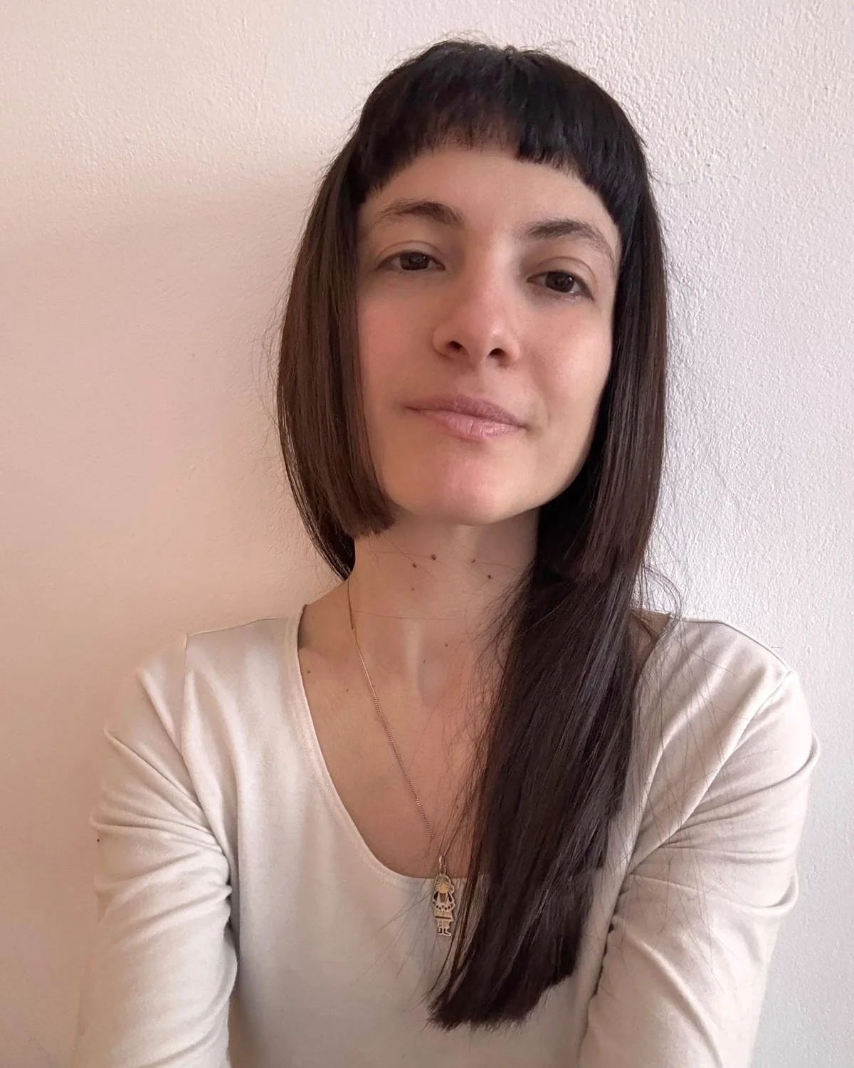 Hello, I&rsquo;m Elisa!  I&rsquo;m a massage therapist and Reiki practitioner with a passion for helping people&mdash;especially women and expectant mothers&mdash;manage chronic pain and stress. I blend both Eastern and Western techniques to restore 