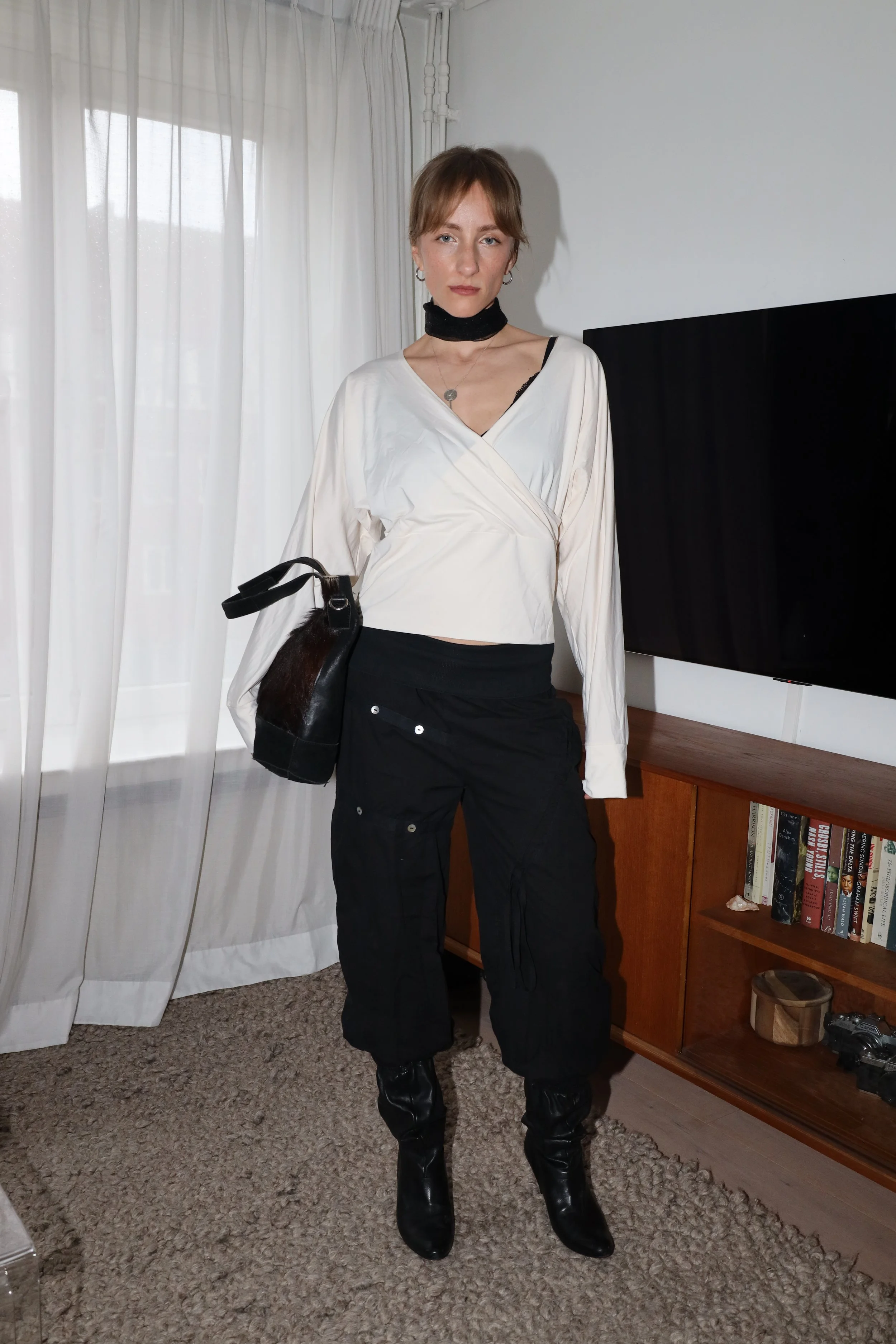 BALLOON CAPRI TROUSERS