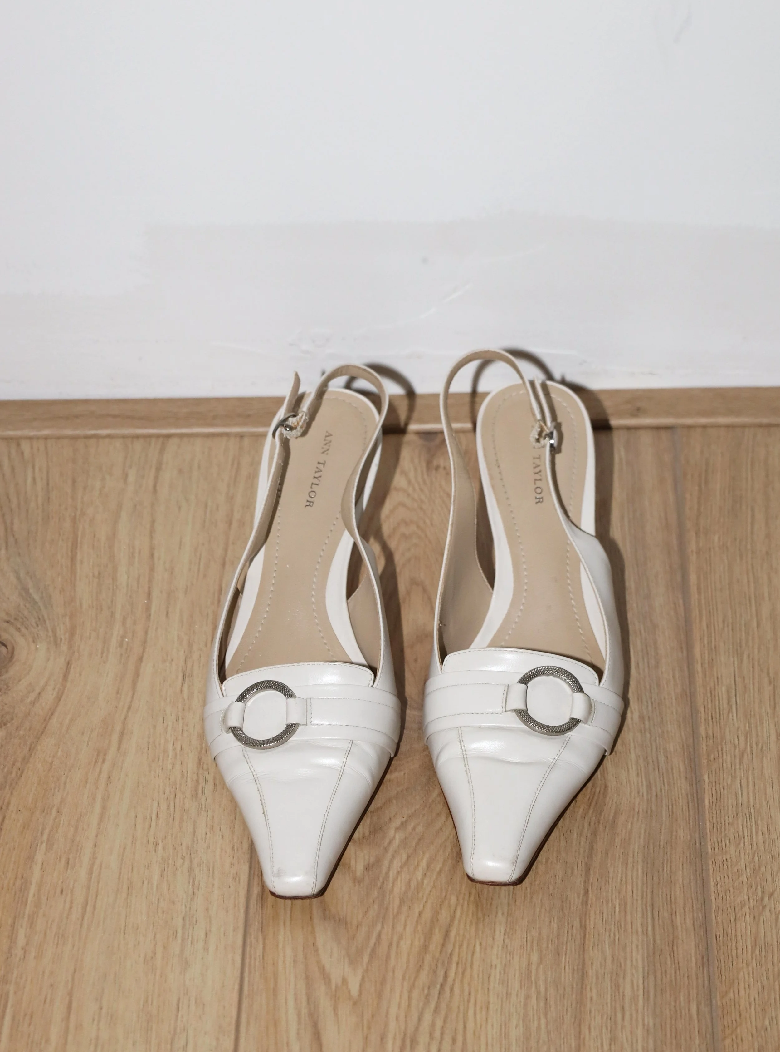 SLINGBACK KITTEN HEELS